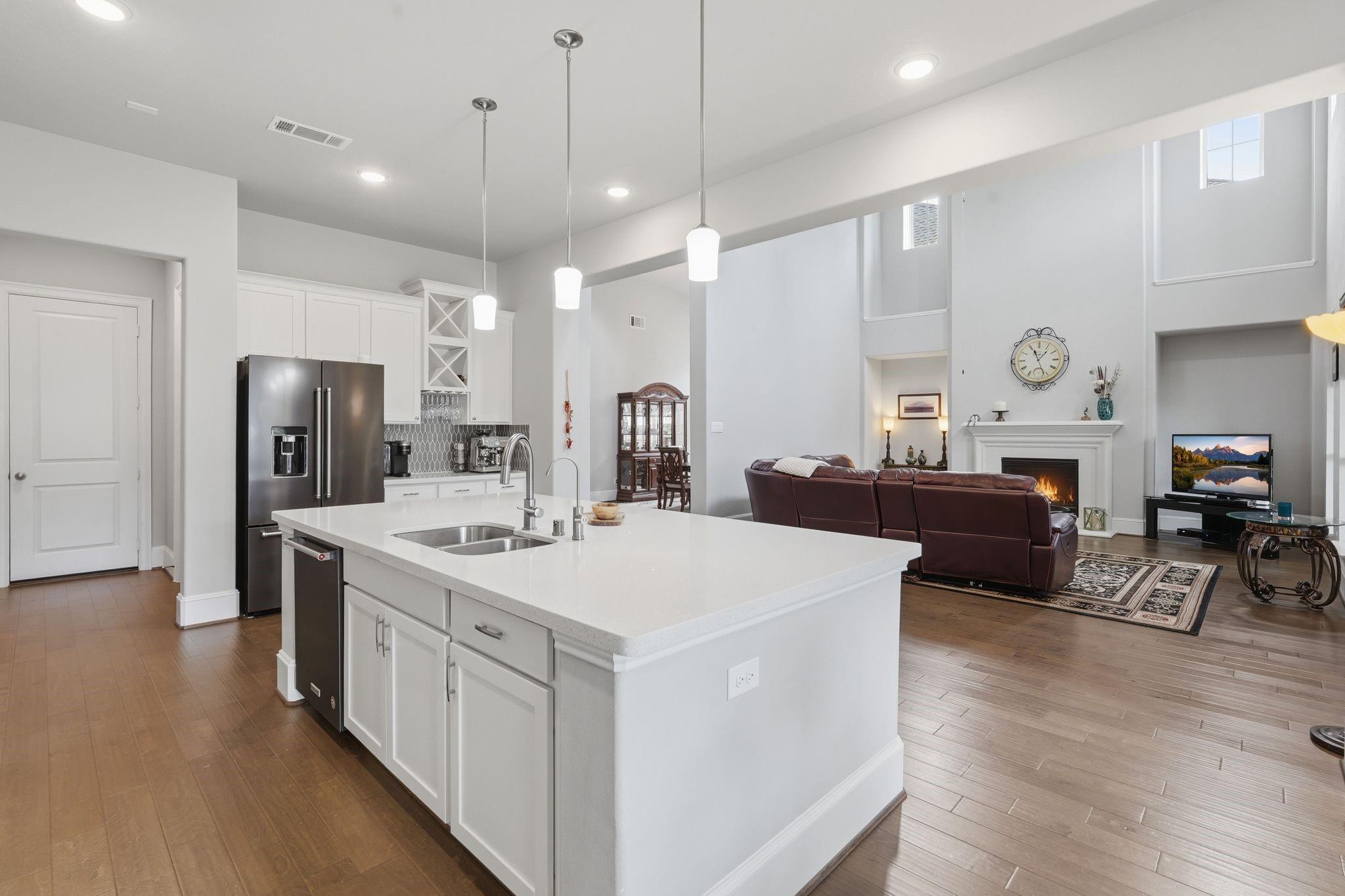 111 N Winter Sunrise Circle