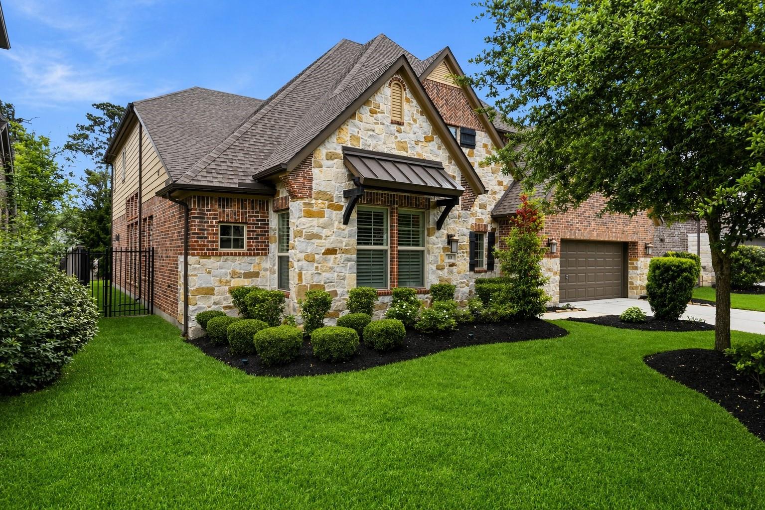 111 N Winter Sunrise Circle