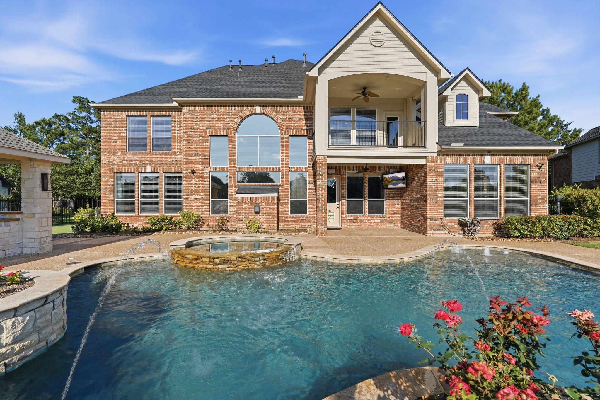 23 Mosaic Point Place