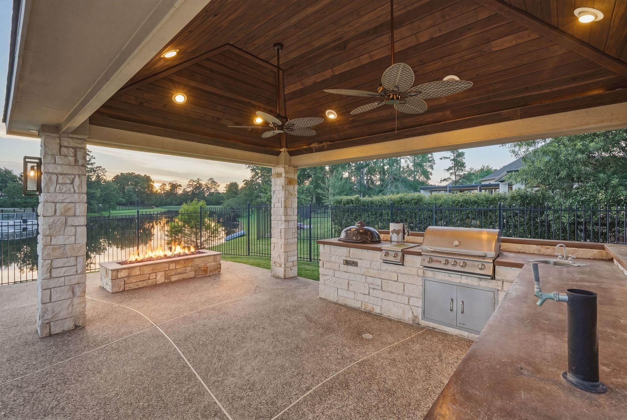 23 Mosaic Point Place
