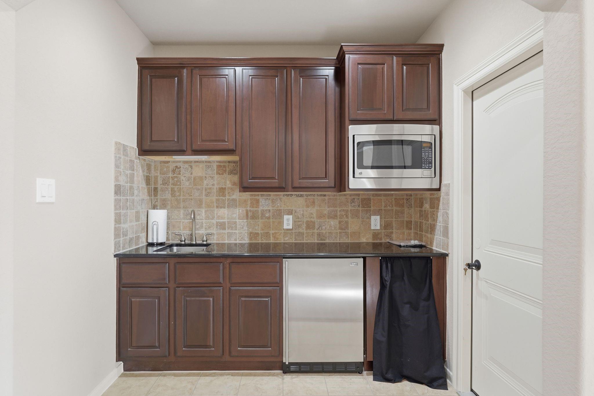 23 Mosaic Point Place