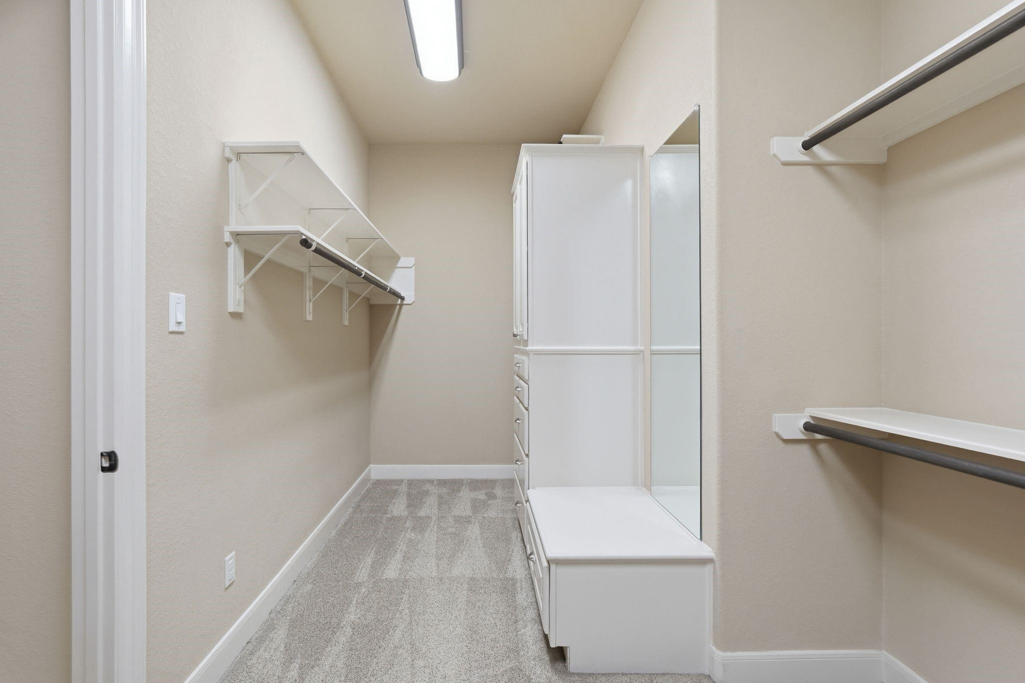 23 Mosaic Point Place