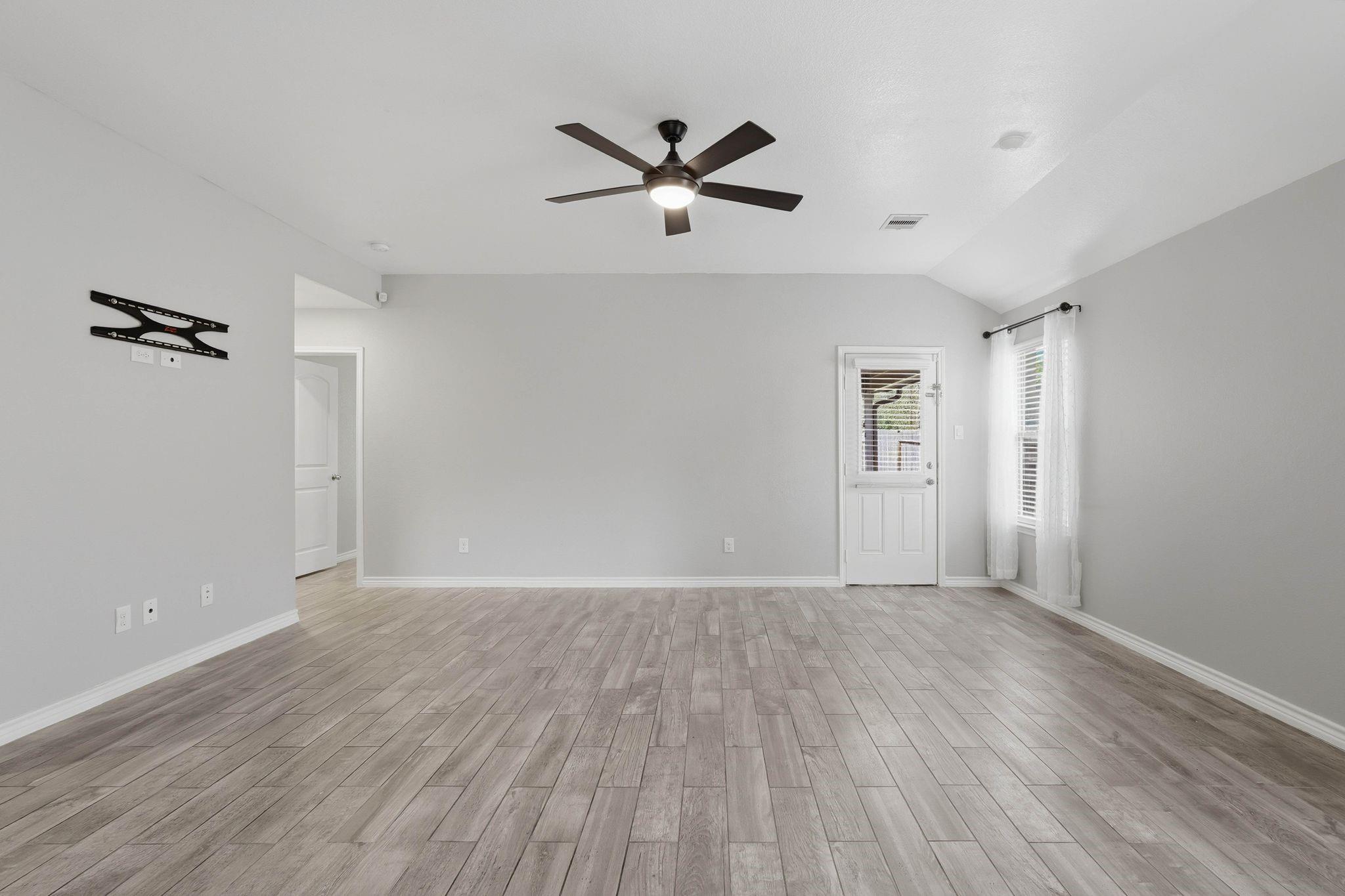 9431 Paloma Creek Drive