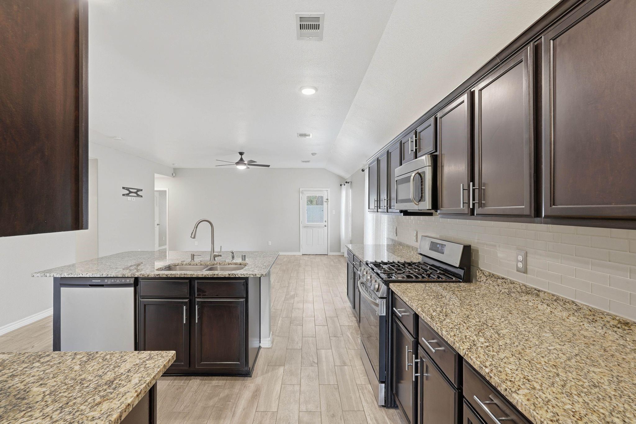 9431 Paloma Creek Drive