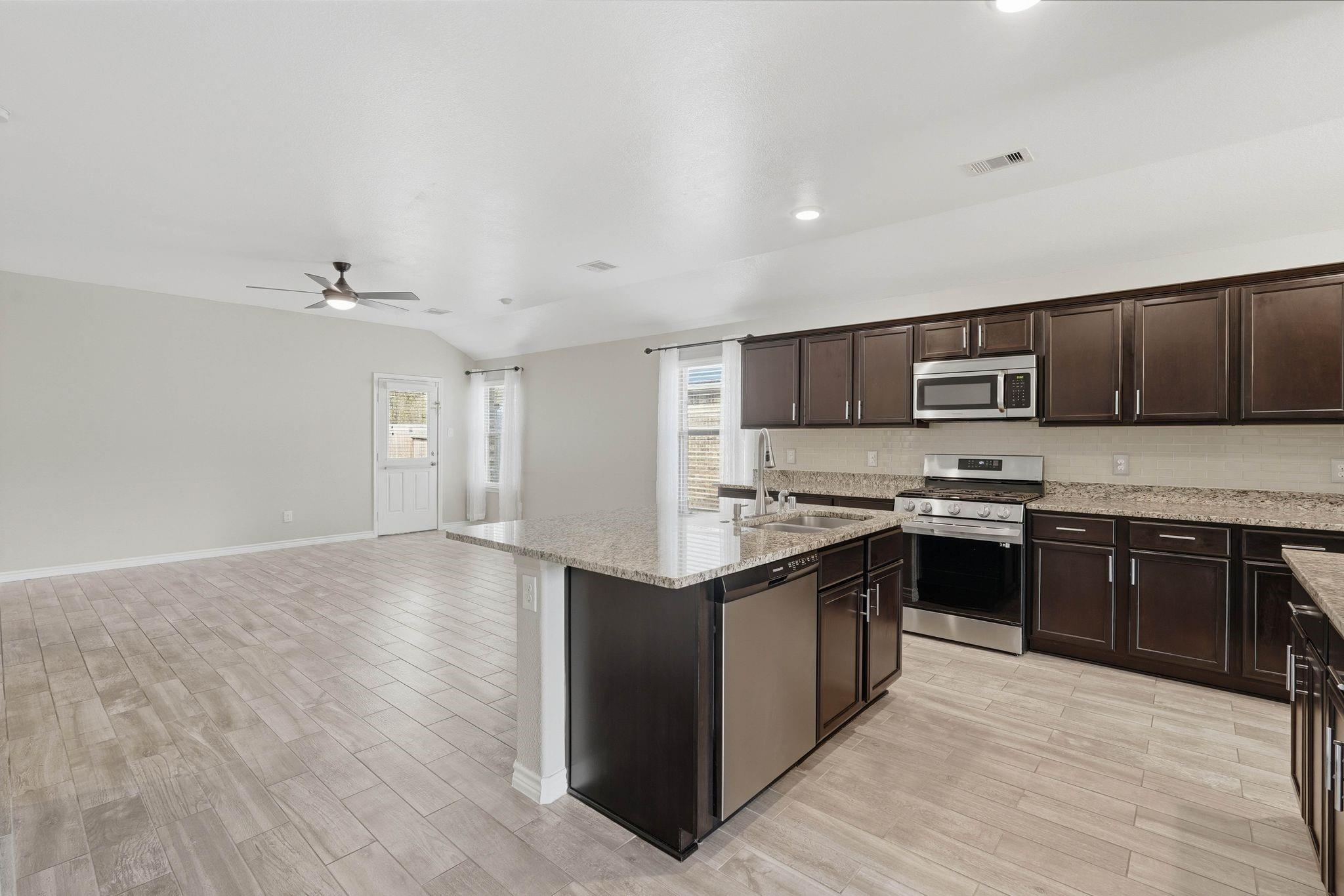 9431 Paloma Creek Drive