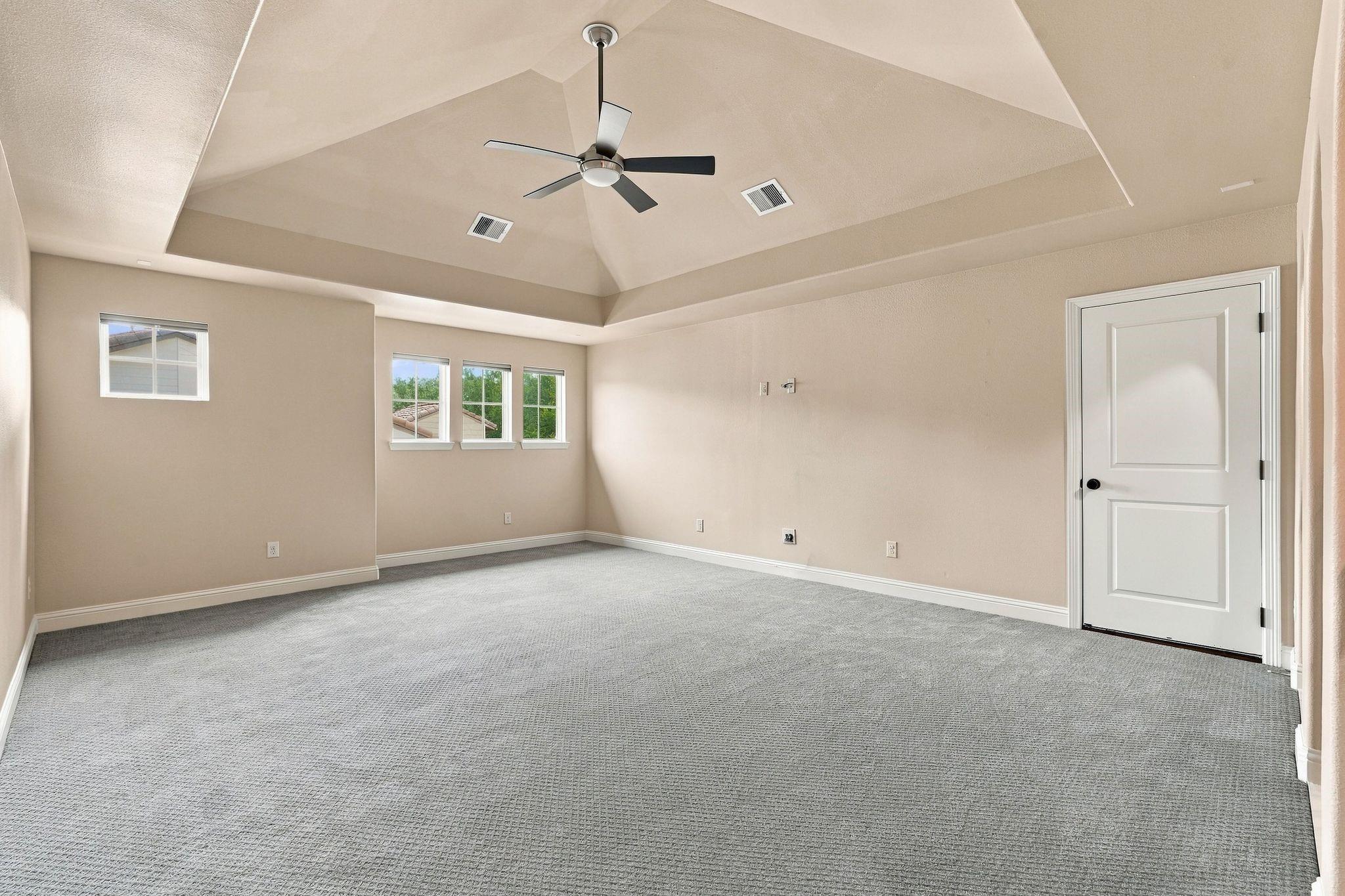 51 Woodglade Way