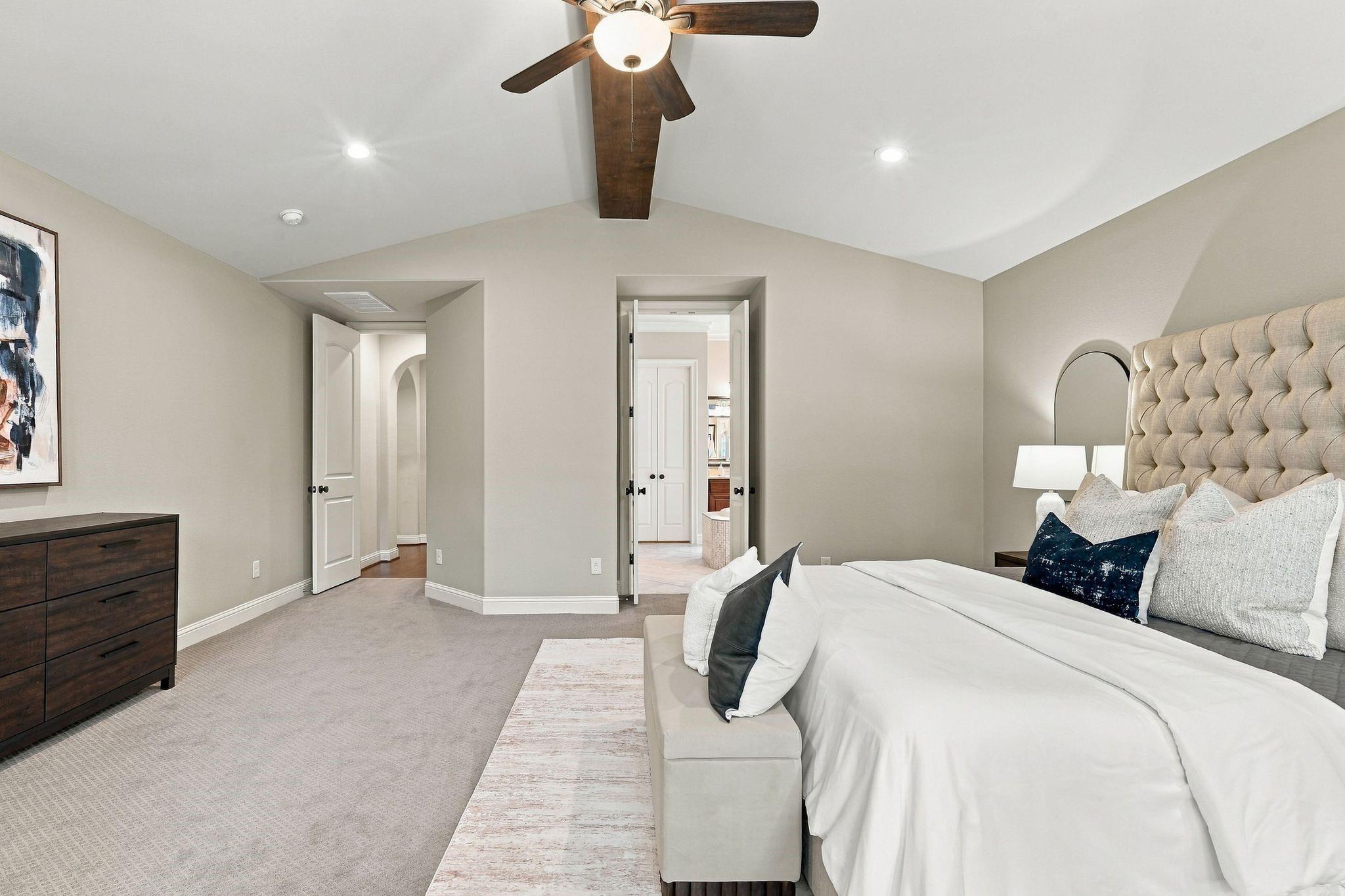 51 Woodglade Way