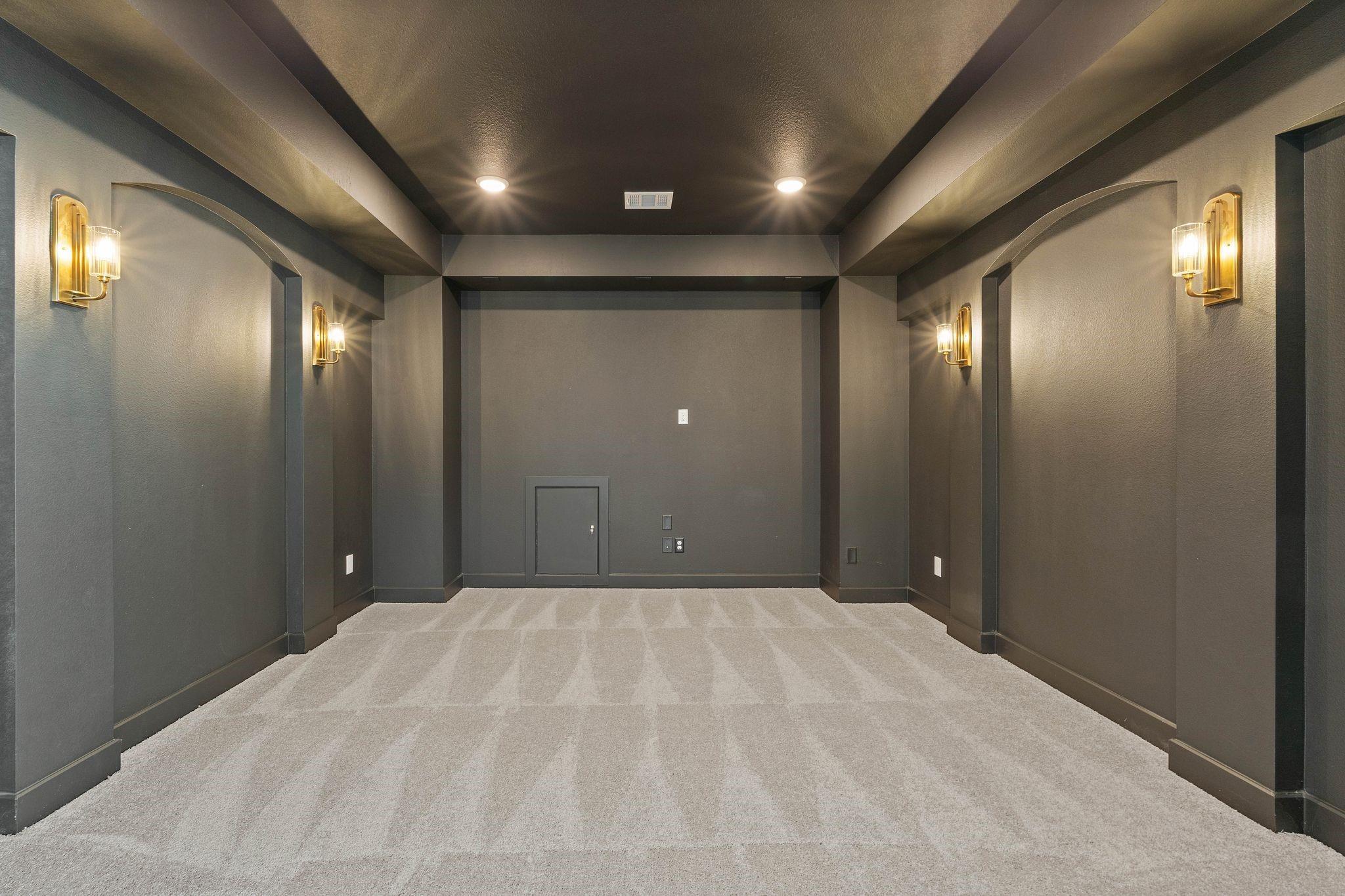 1025 Mission River Drive