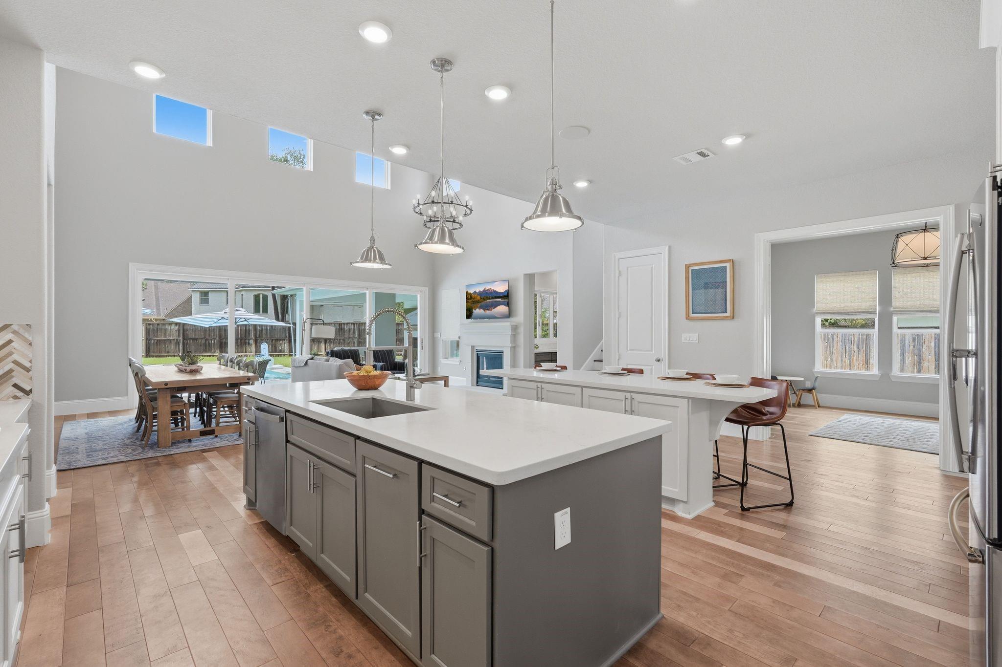 27 Gracenote Place