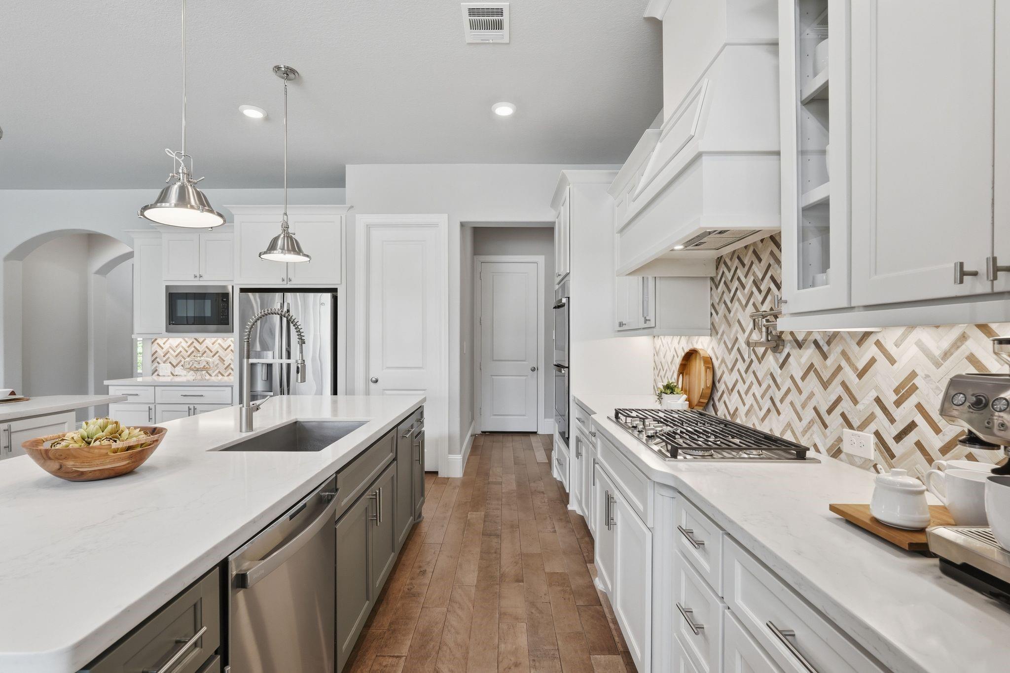 27 Gracenote Place