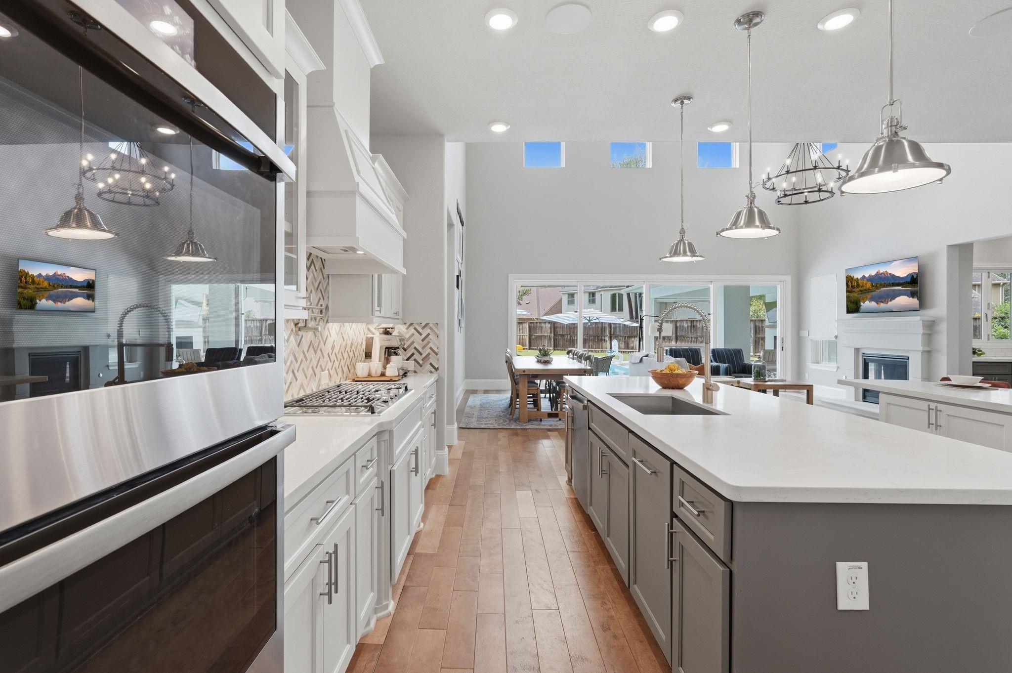 27 Gracenote Place