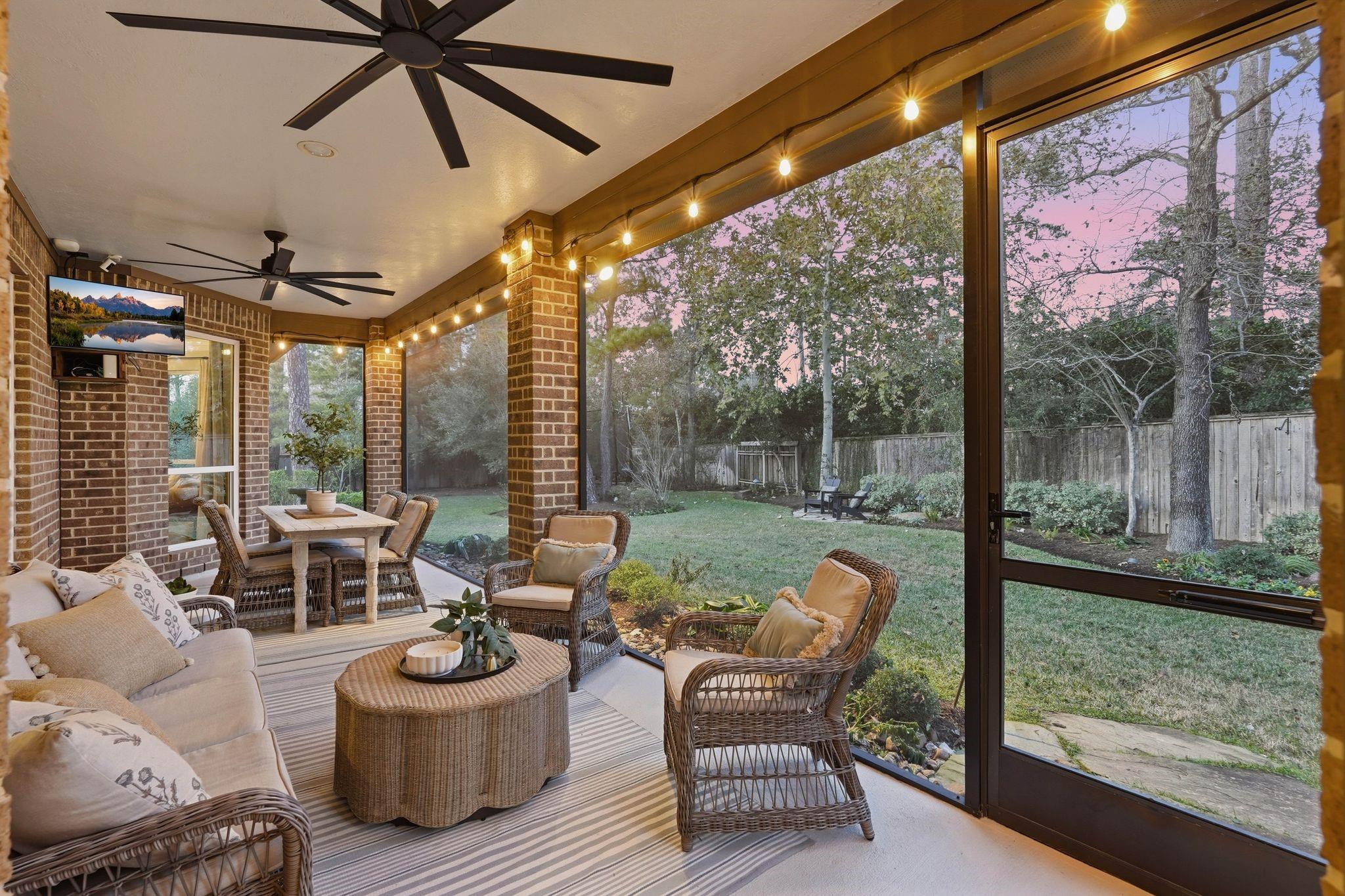 147 W Valera Ridge Place