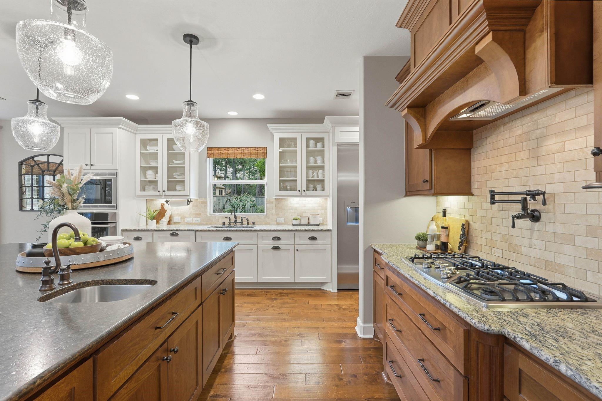 147 W Valera Ridge Place