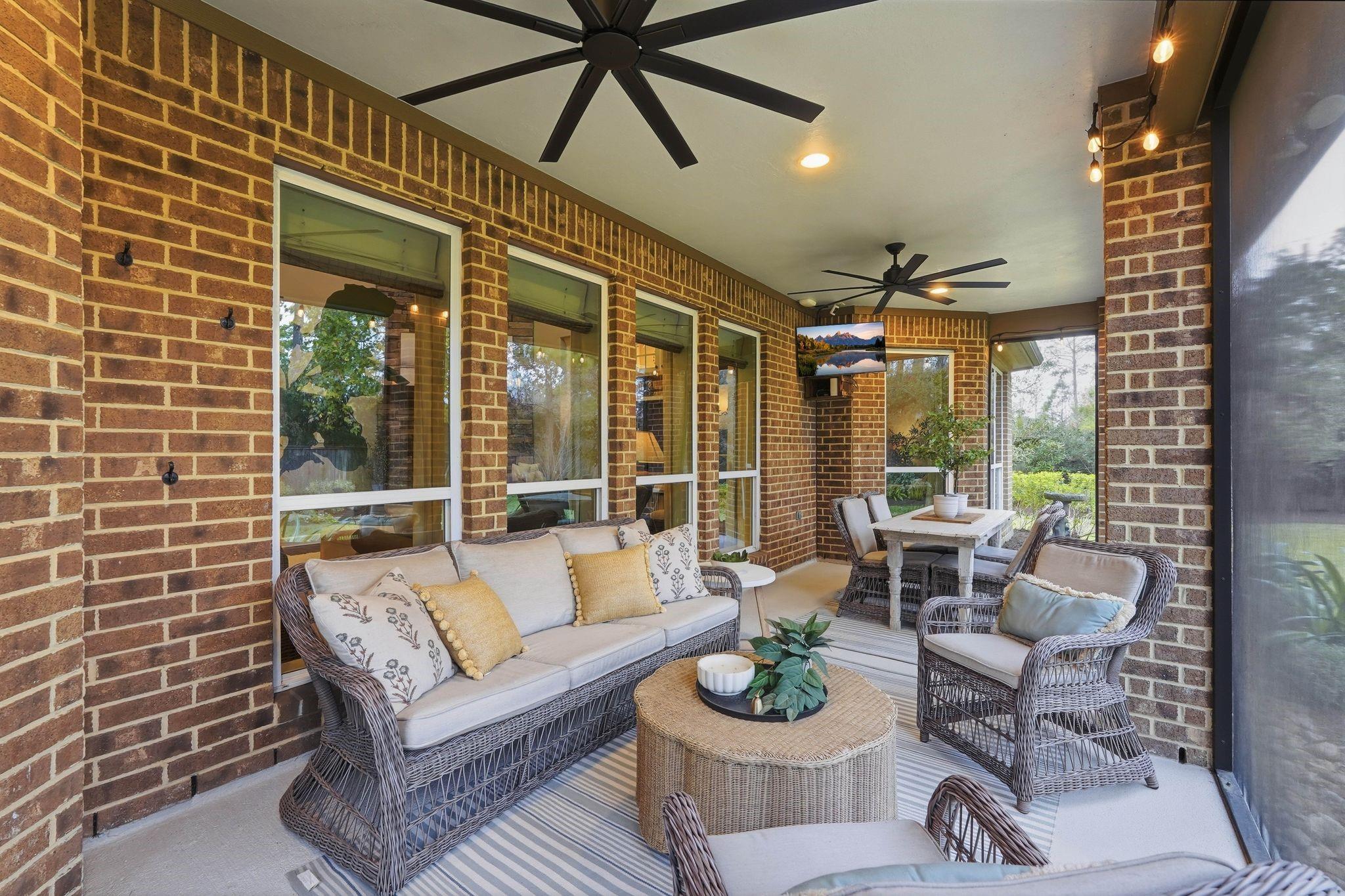 147 W Valera Ridge Place