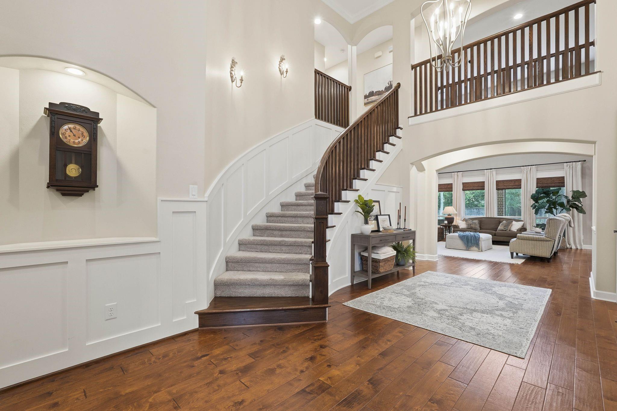 147 W Valera Ridge Place