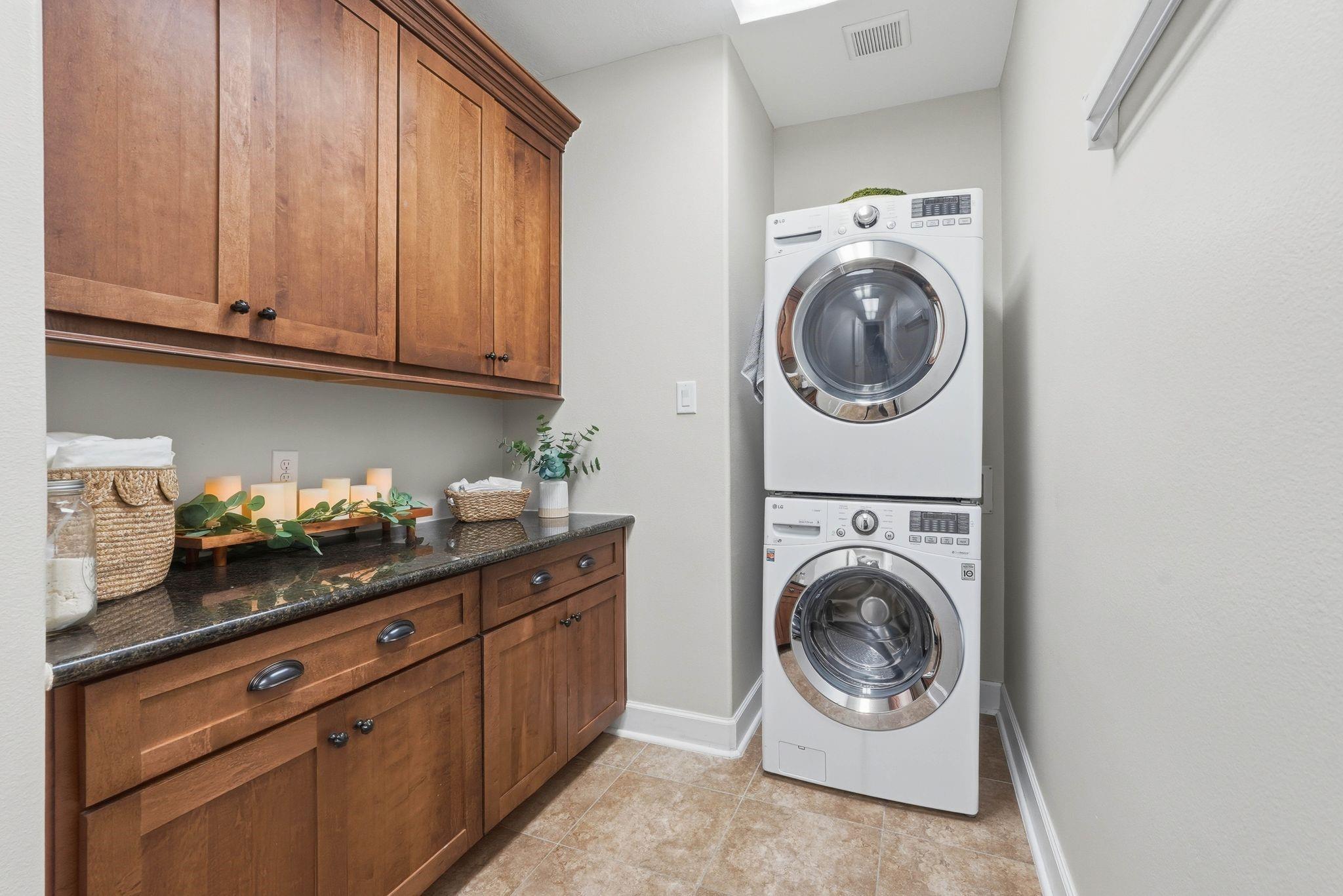 147 W Valera Ridge Place