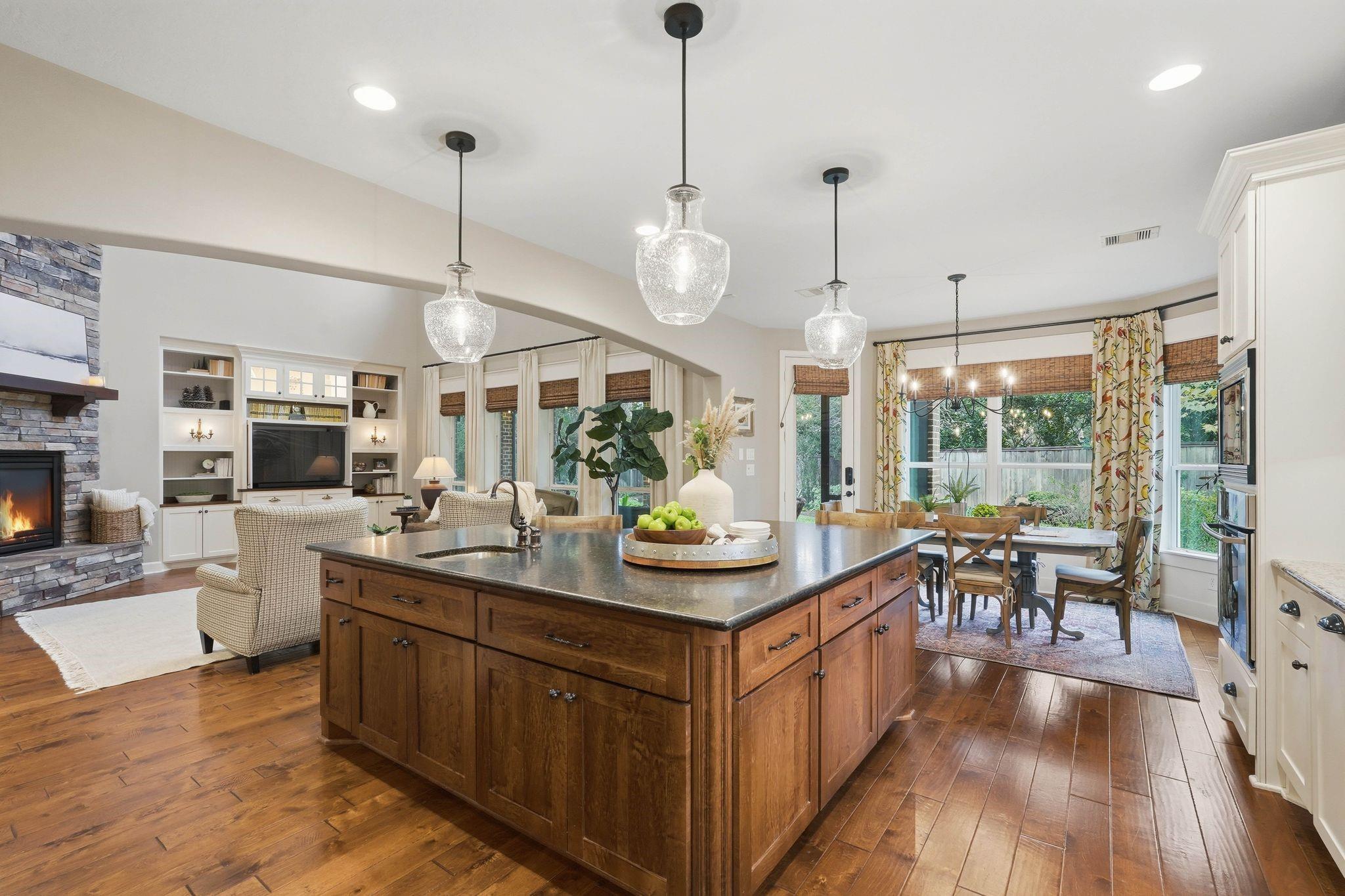 147 W Valera Ridge Place