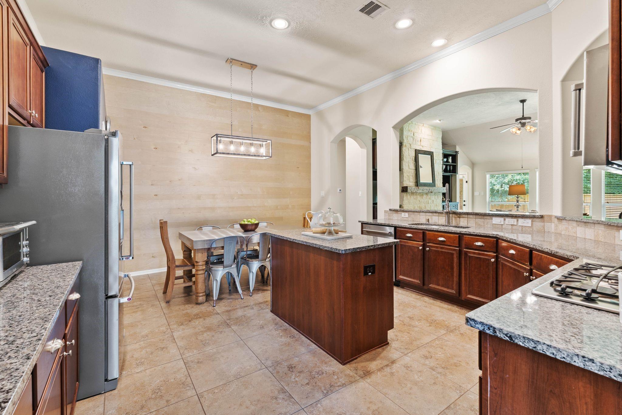 6 Granite Path Place