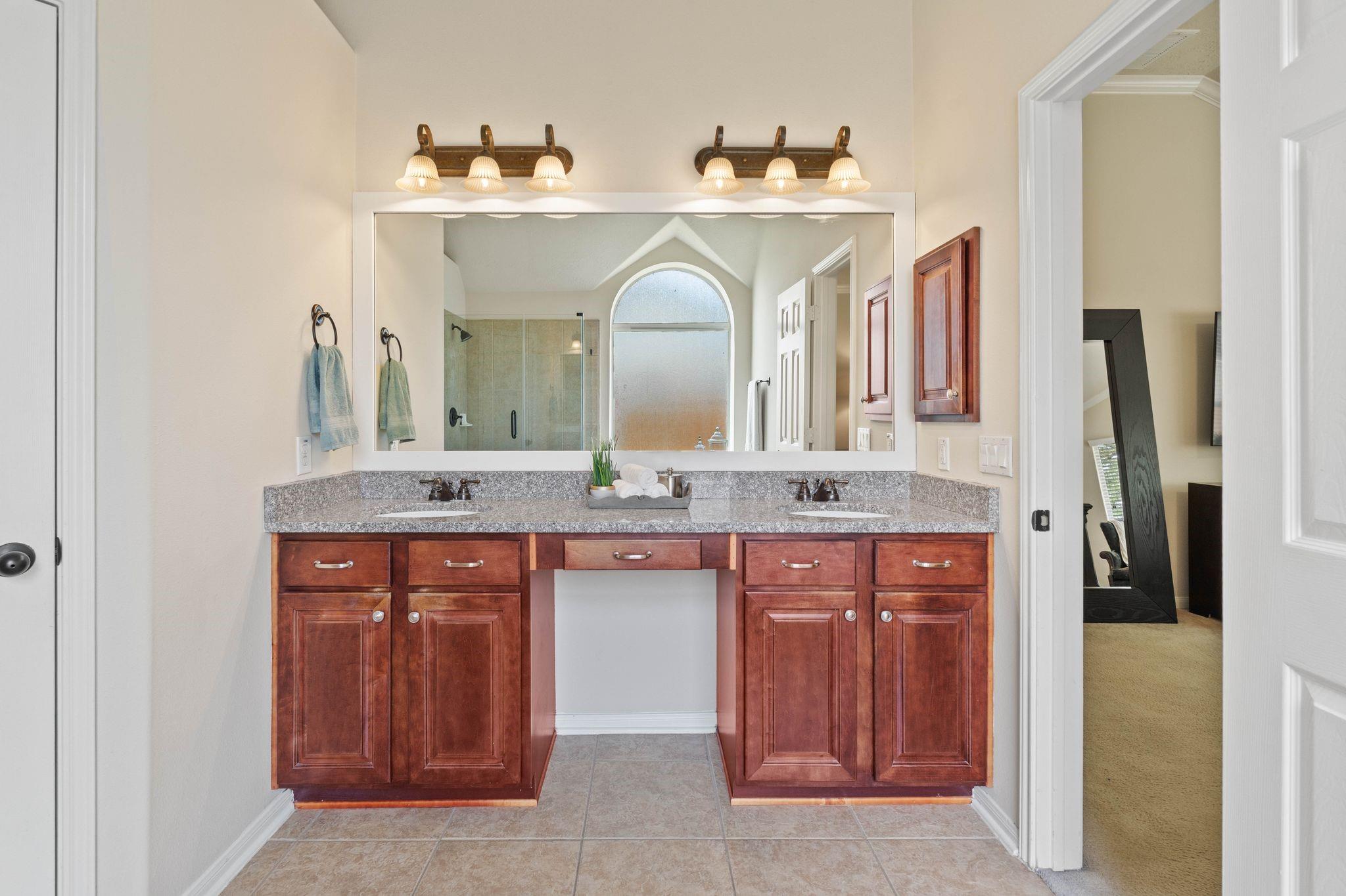 6 Granite Path Place