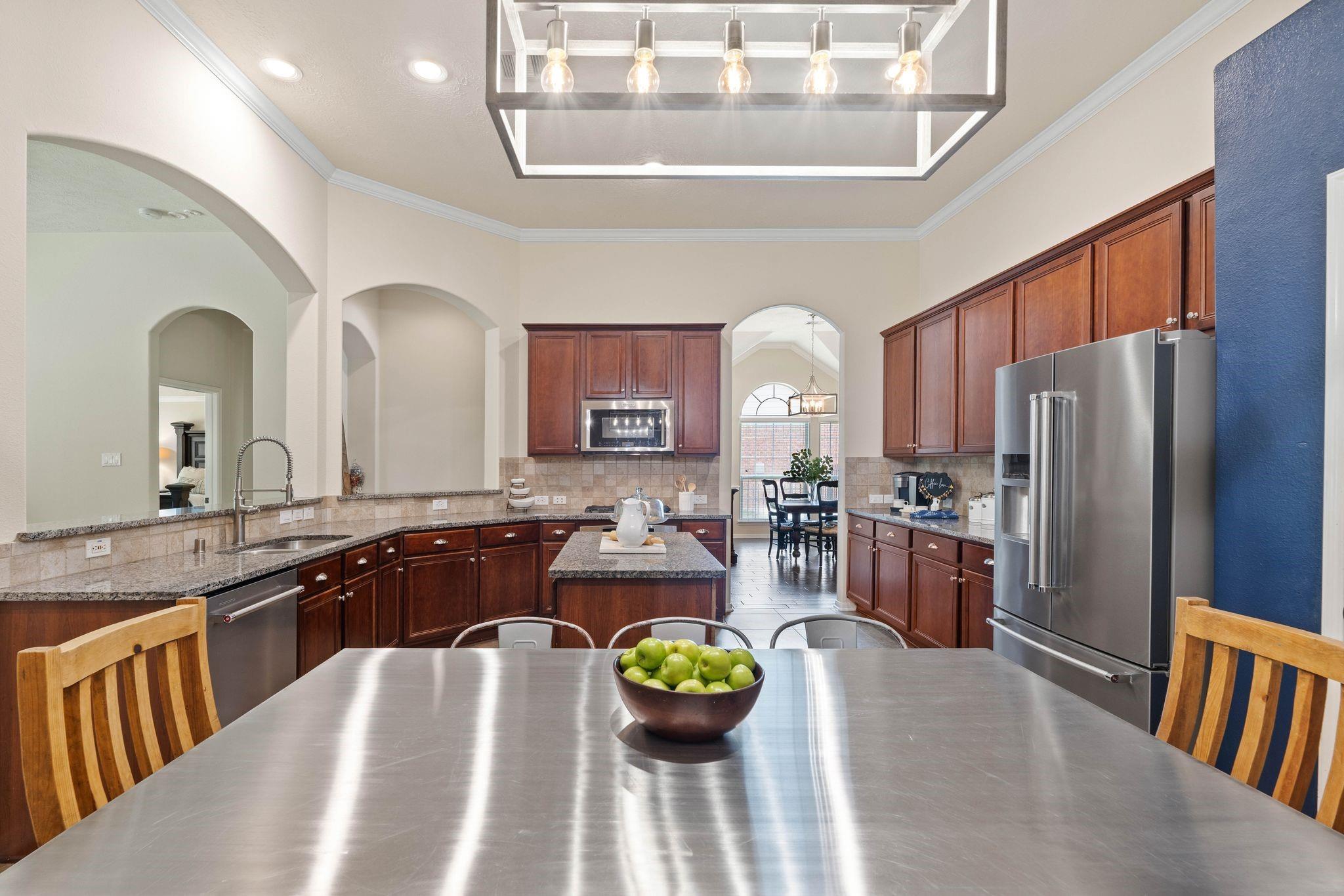 6 Granite Path Place