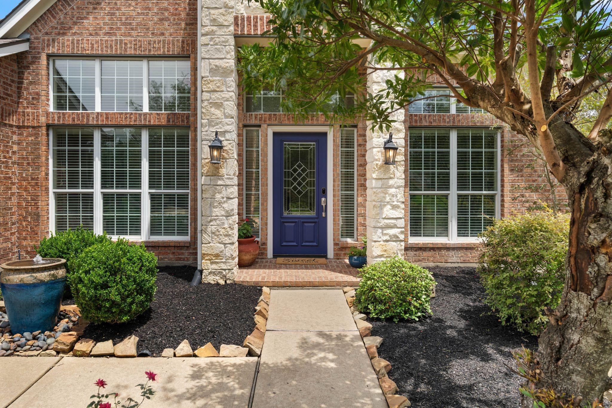 6 Granite Path Place