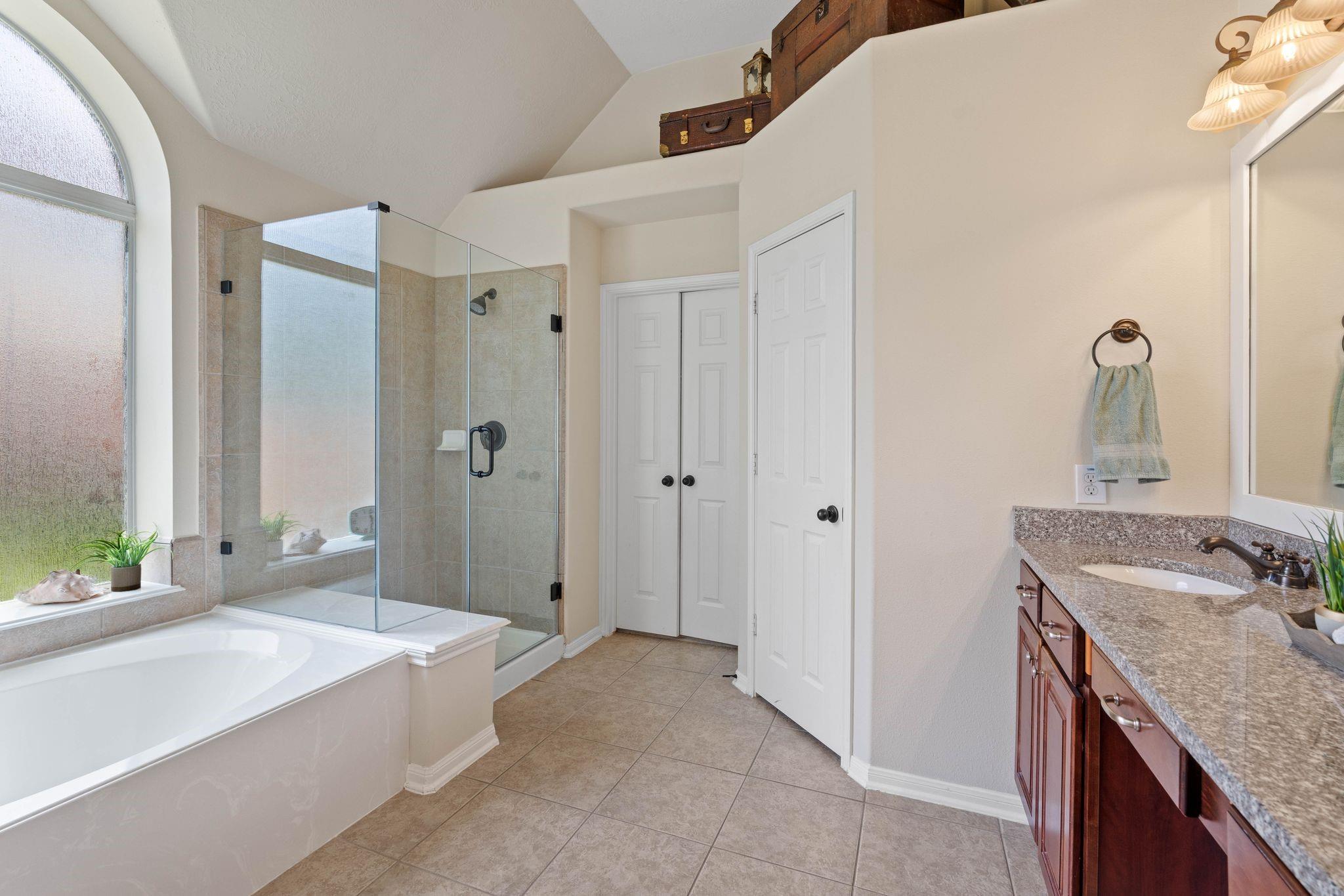 6 Granite Path Place