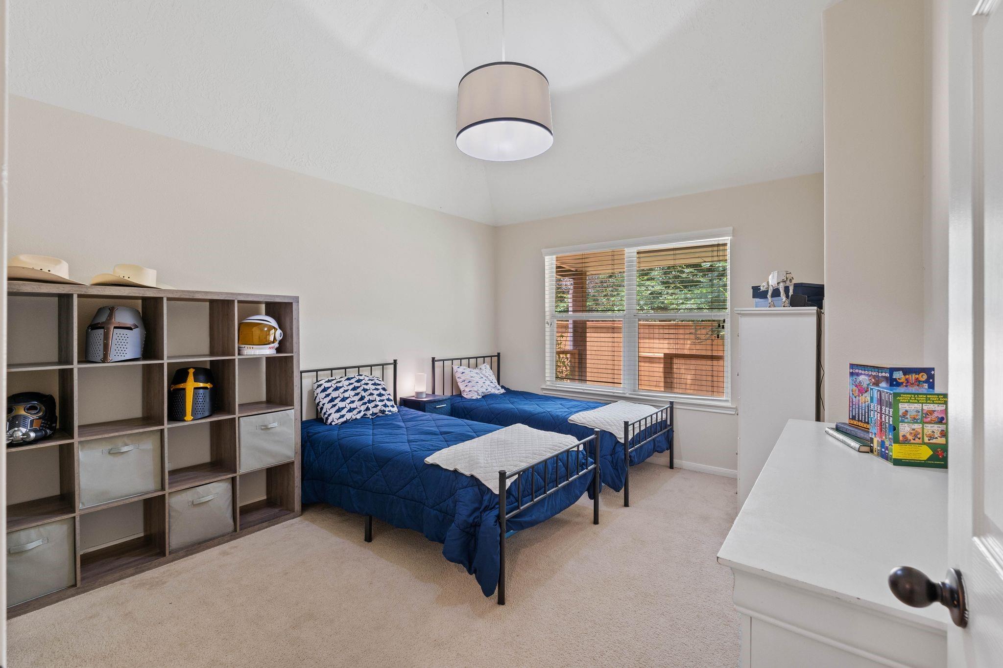 6 Granite Path Place