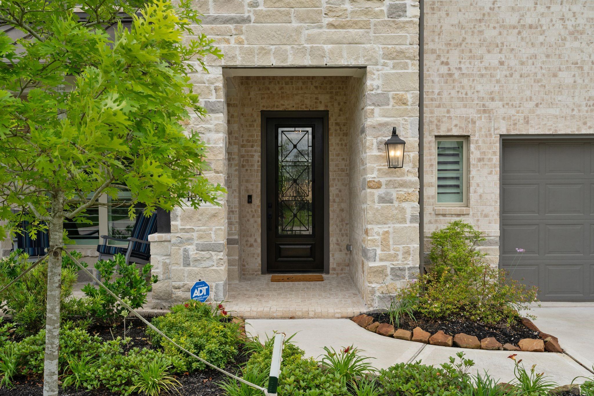 1025 Mission River Drive