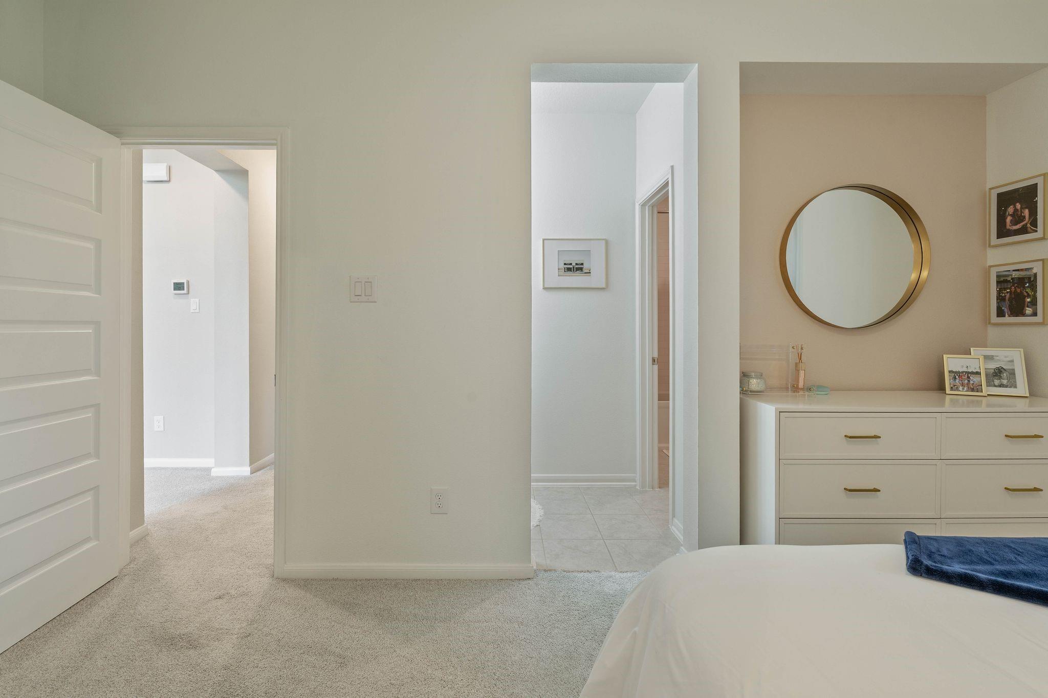 122 N Winter Sunrise Circle