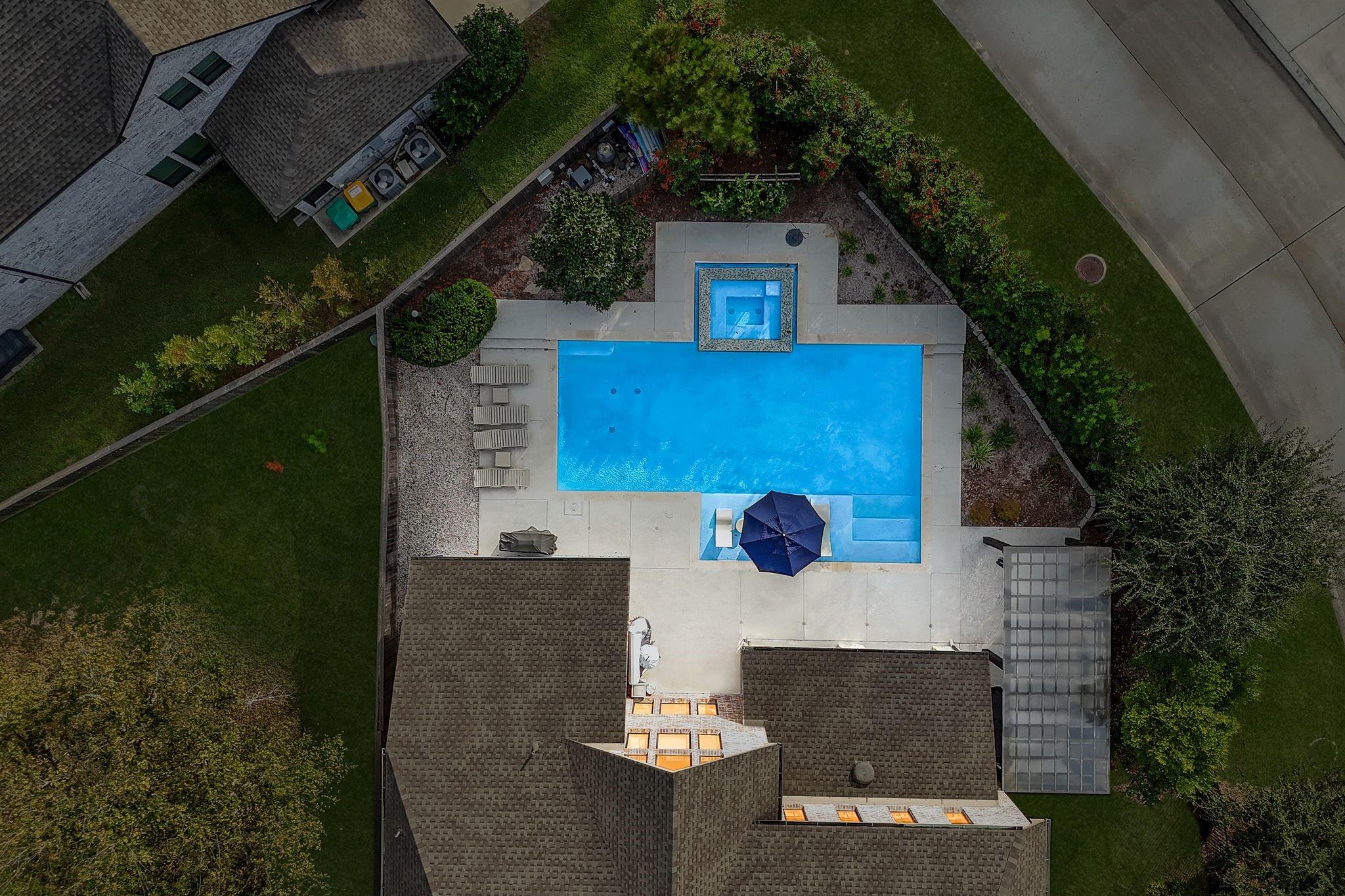 122 N Winter Sunrise Circle