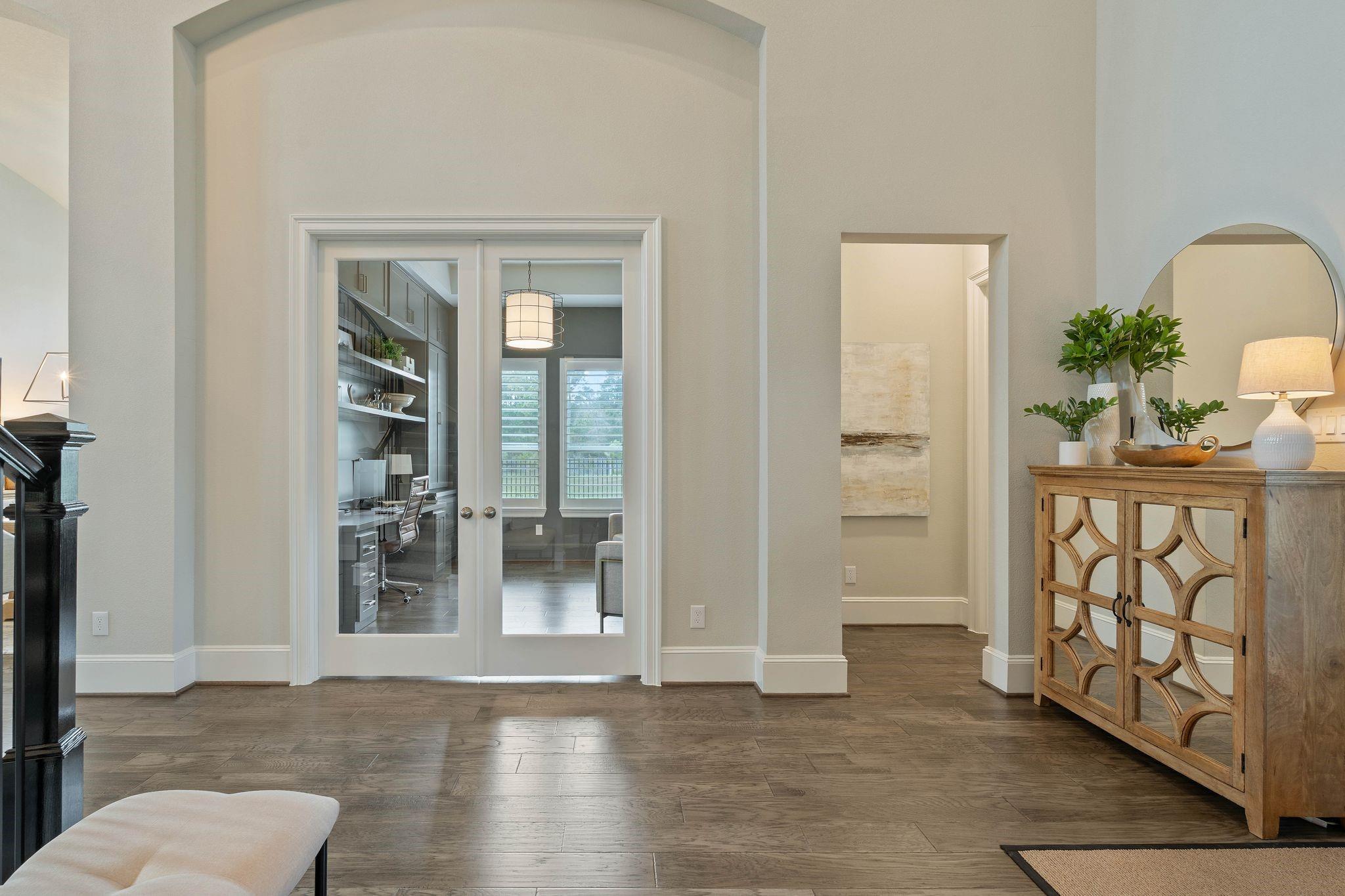 122 N Winter Sunrise Circle