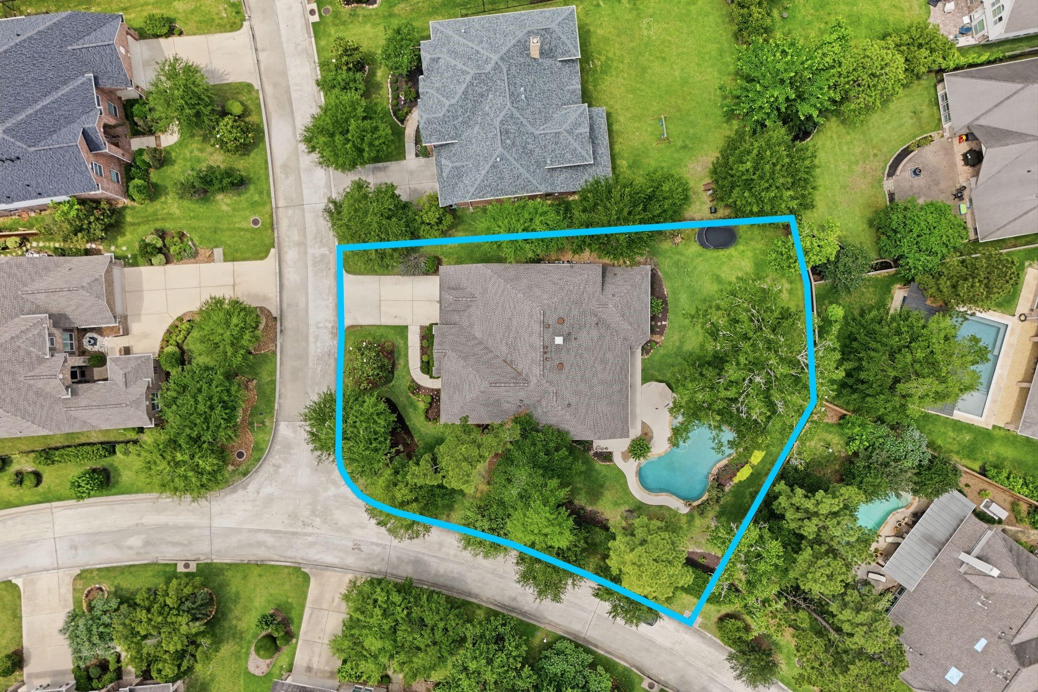 2 Indigo Bunting Place