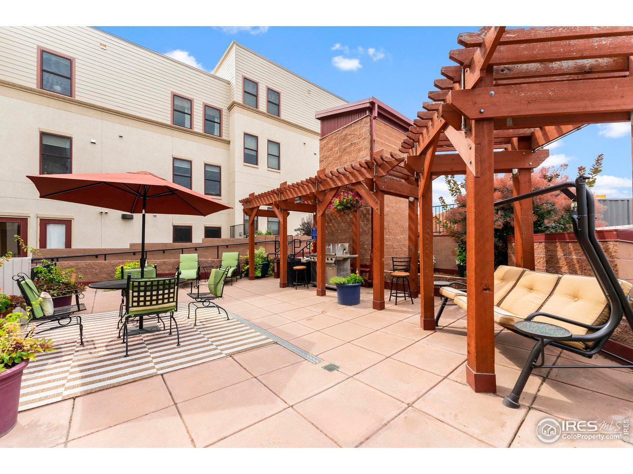 261 Pine St Unit: 104