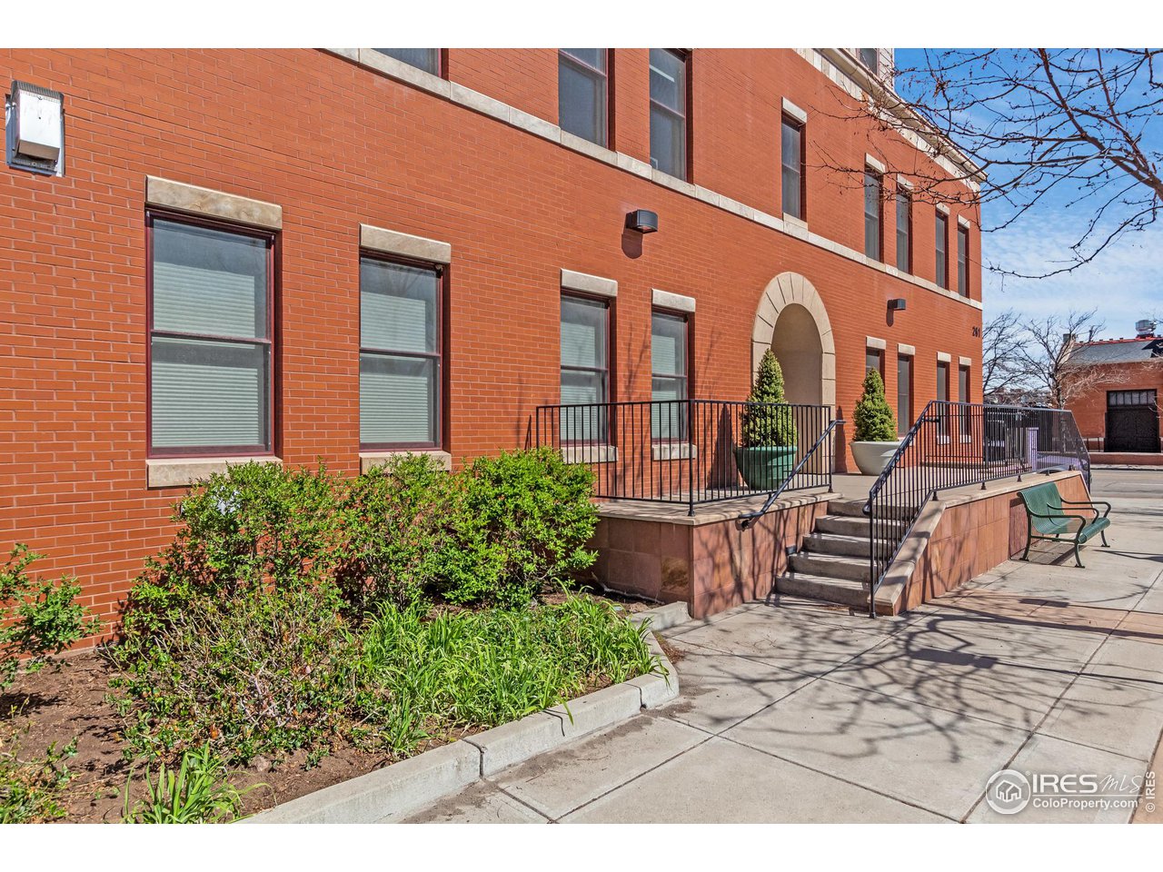 261 Pine St Unit: 104