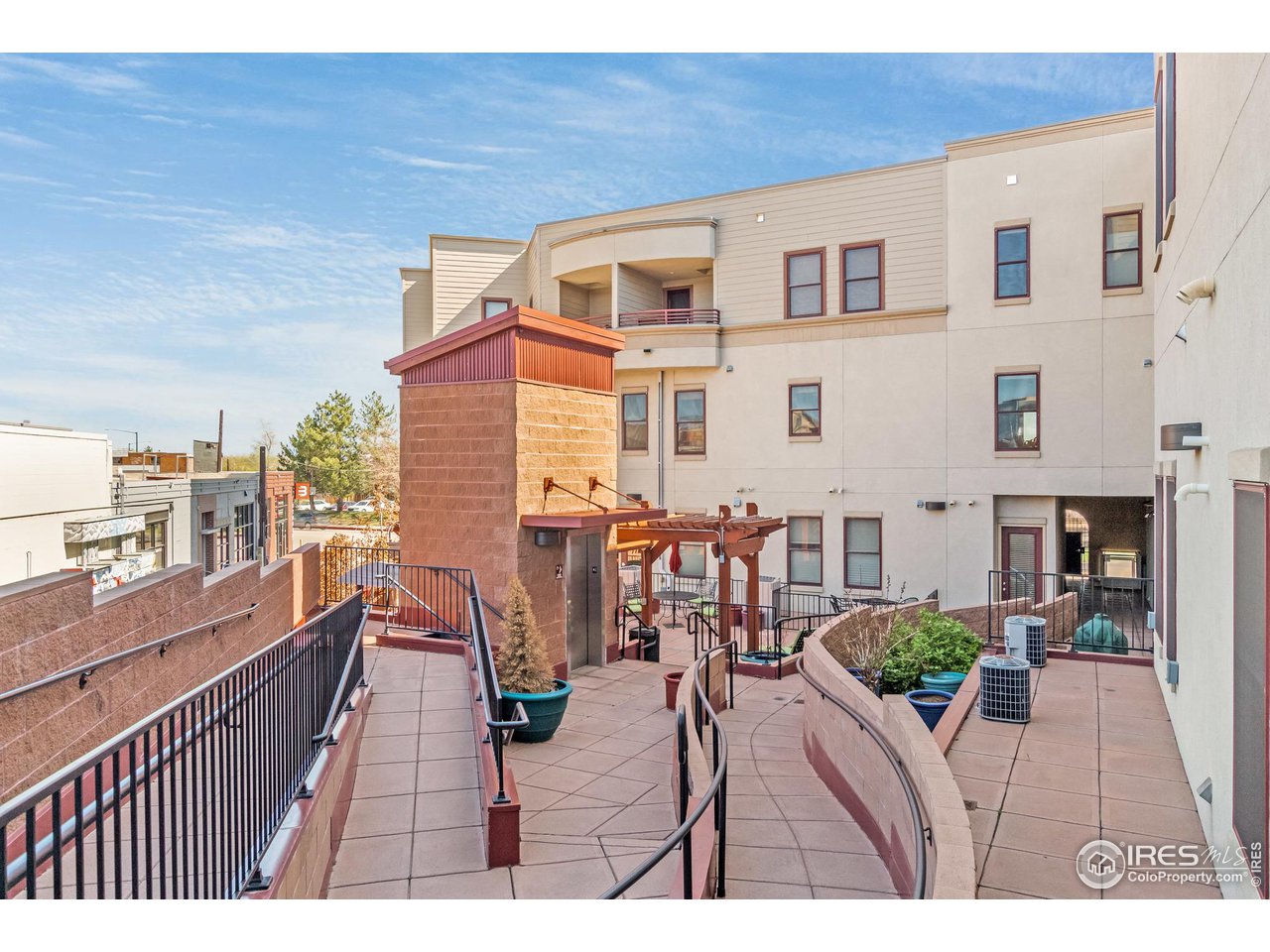 261 Pine St Unit: 104