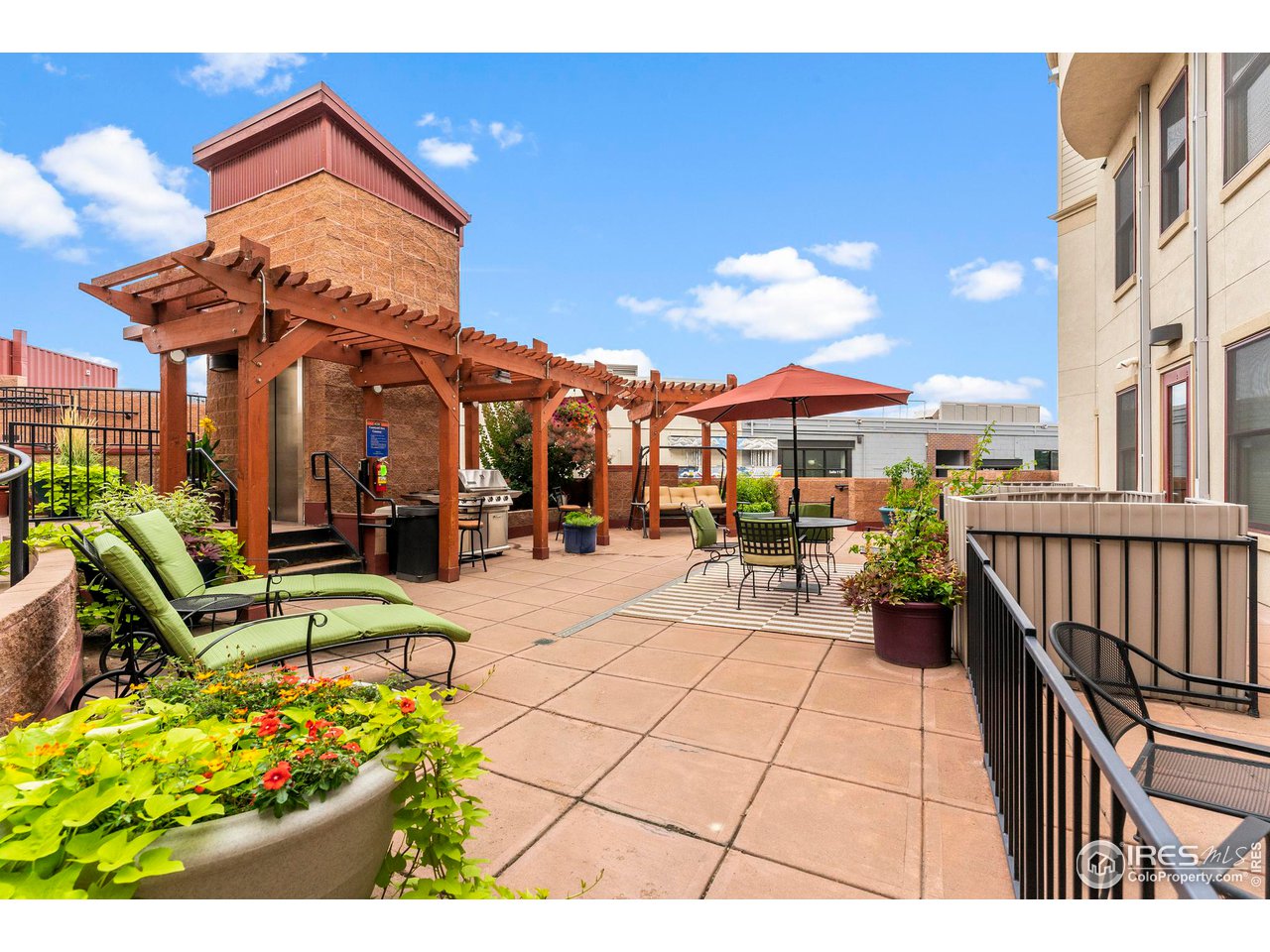 261 Pine St Unit: 104