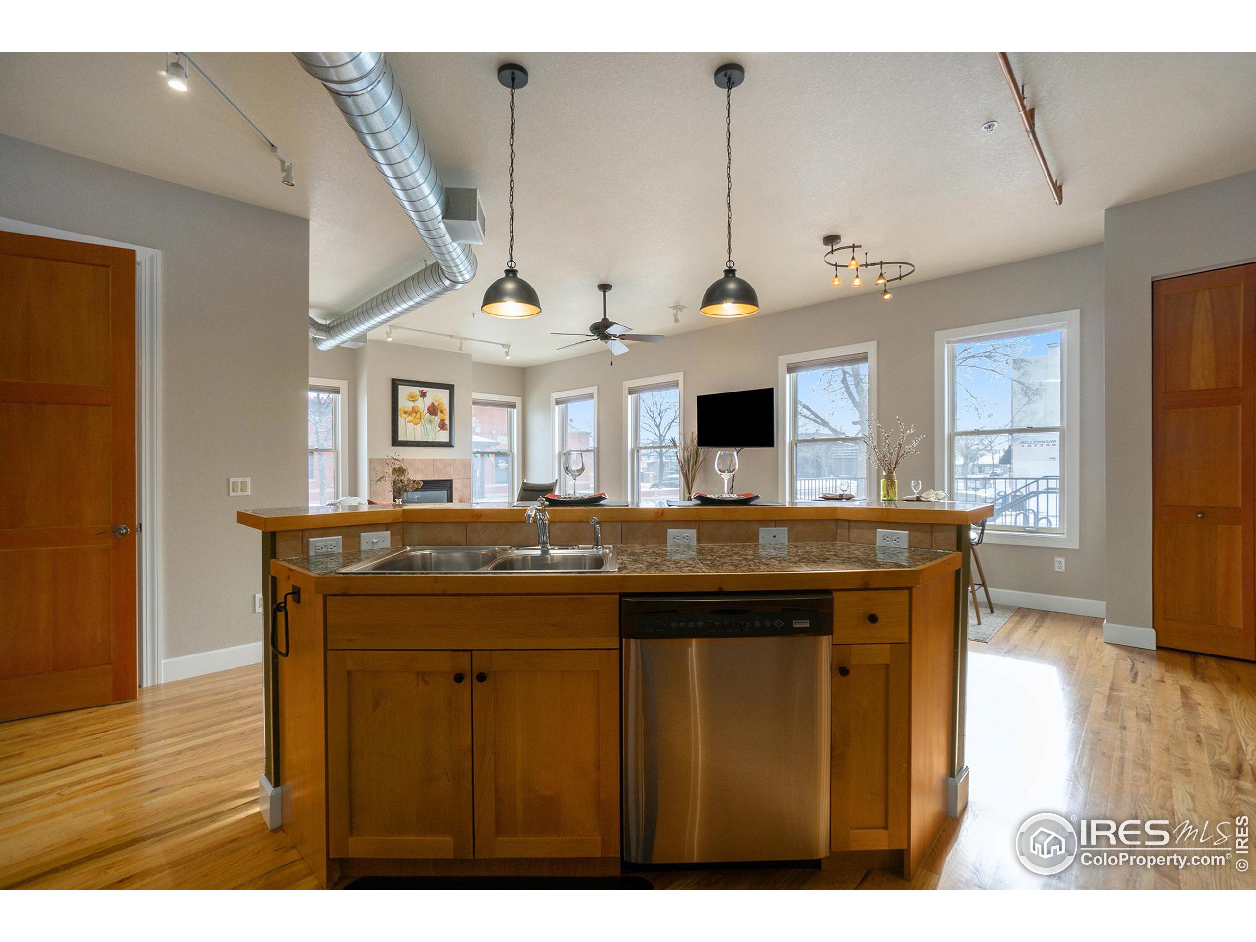 261 Pine St Unit: 104