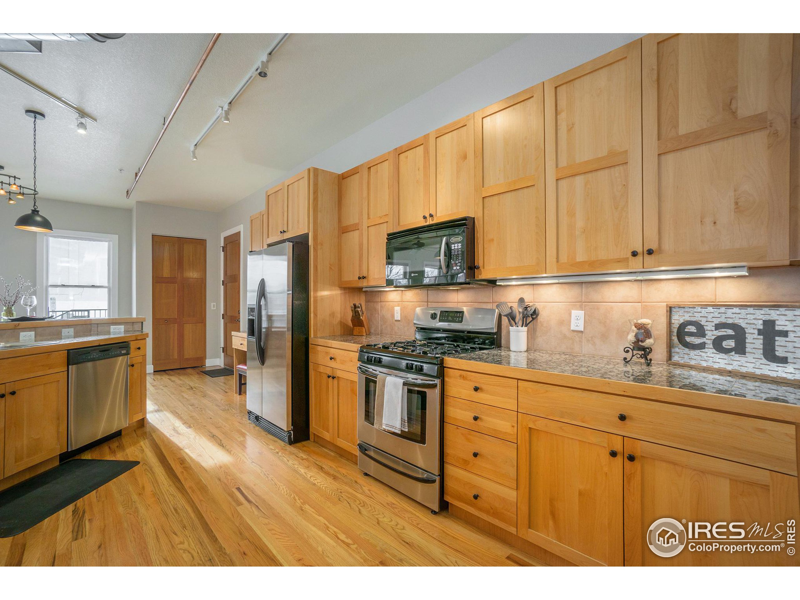 261 Pine St Unit: 104