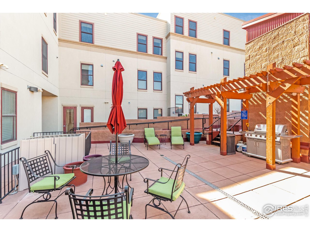 261 Pine St Unit: 104