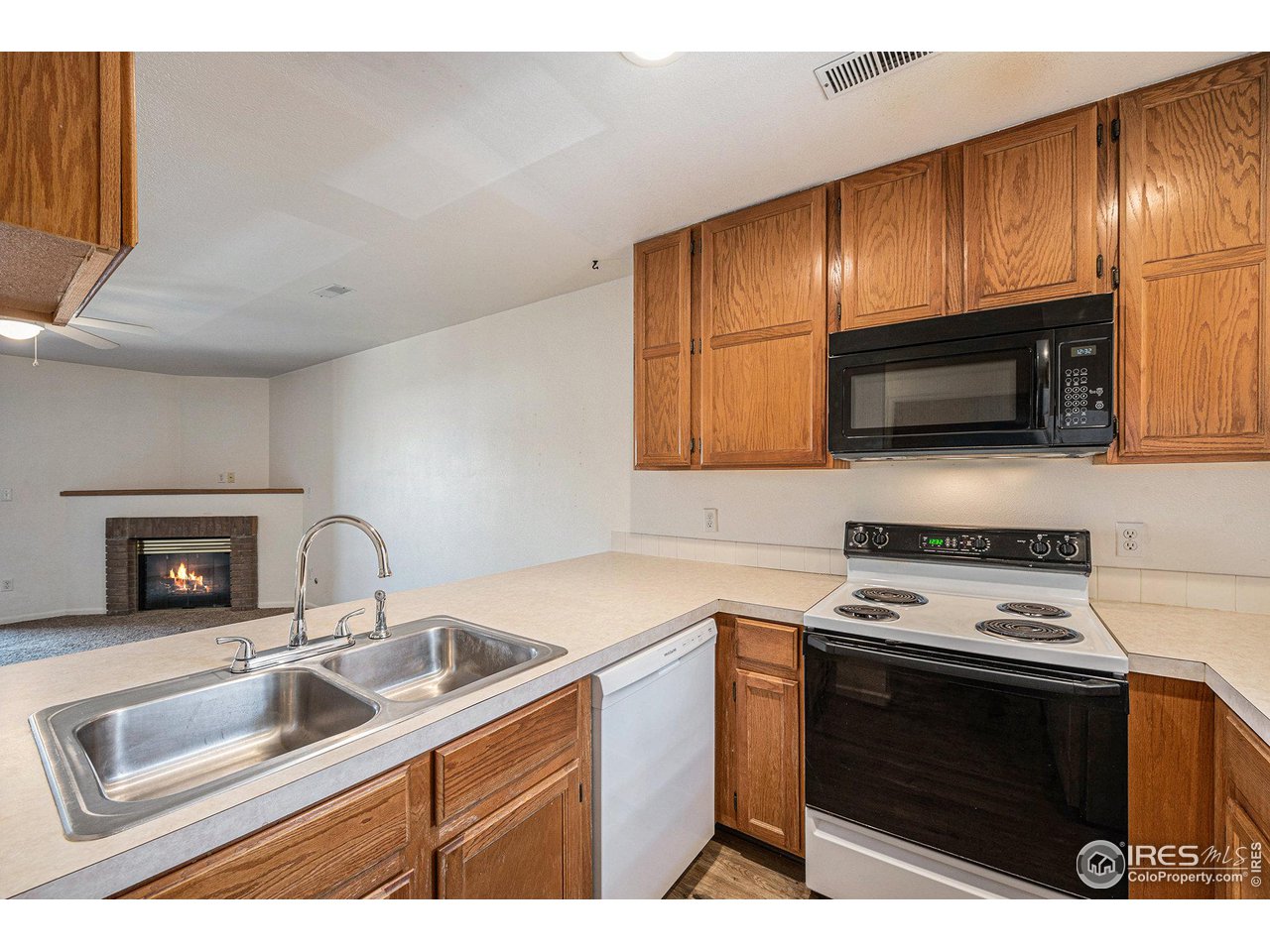 2960 W Stuart St C-206