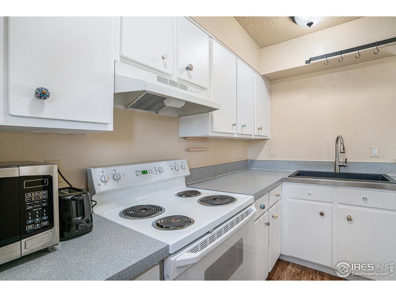 1705 Heatheridge Rd C-106