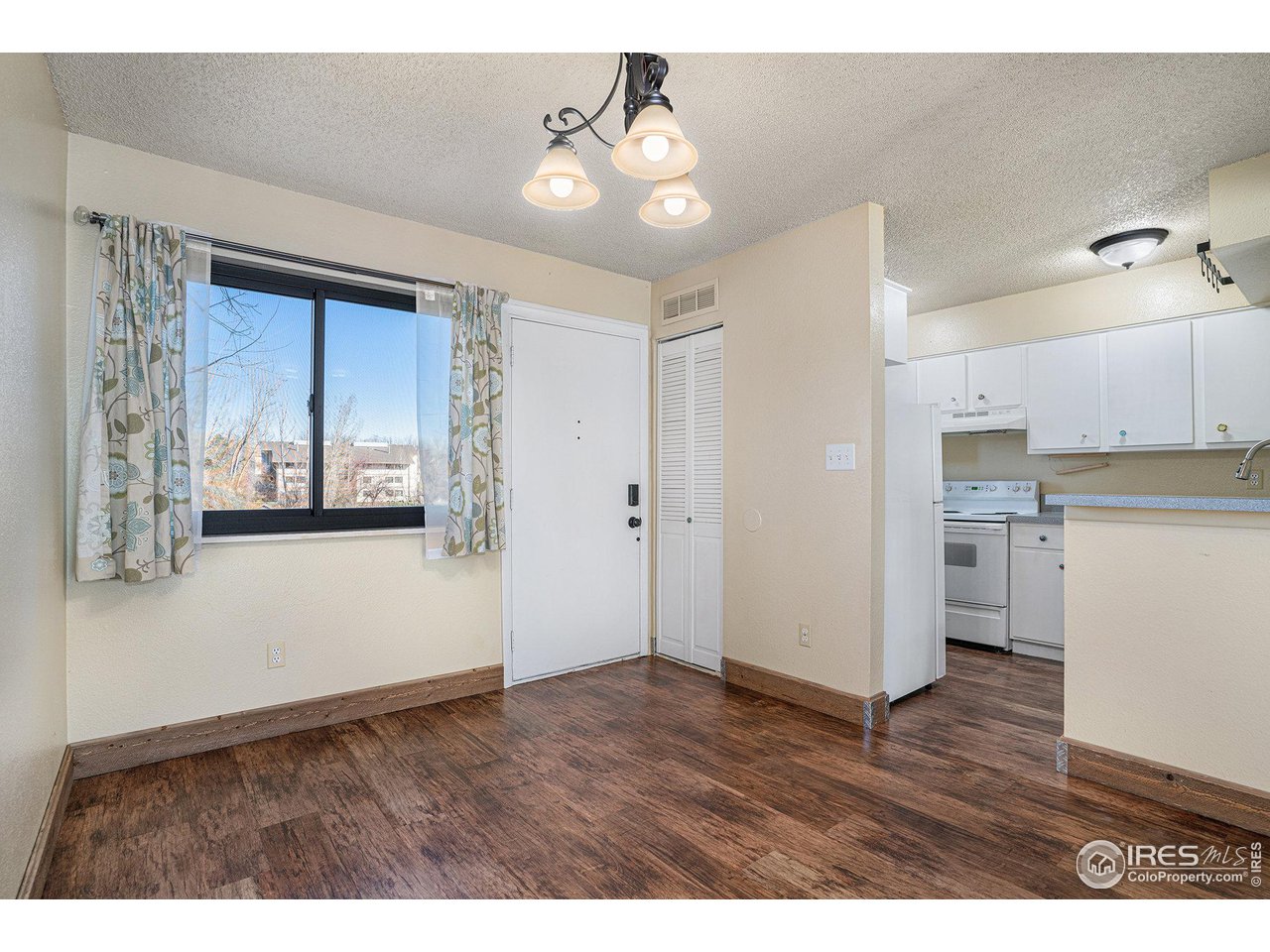 1705 Heatheridge Rd C-106