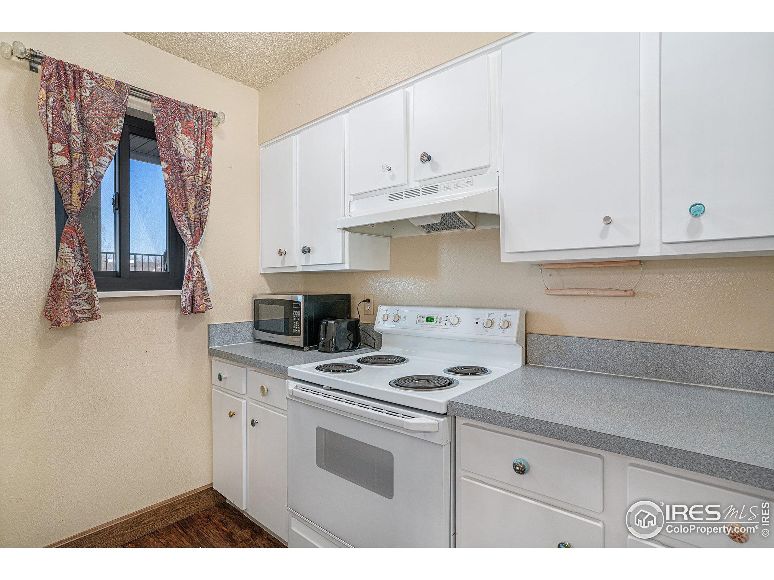 1705 Heatheridge Rd C-106