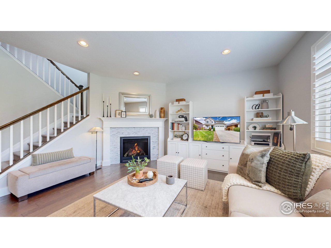 1554 Grand Ave