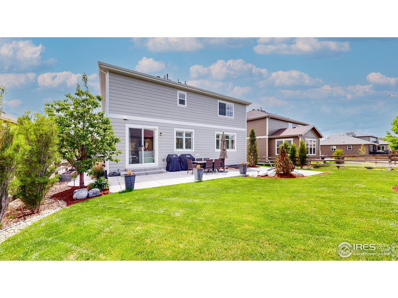 1554 Grand Ave