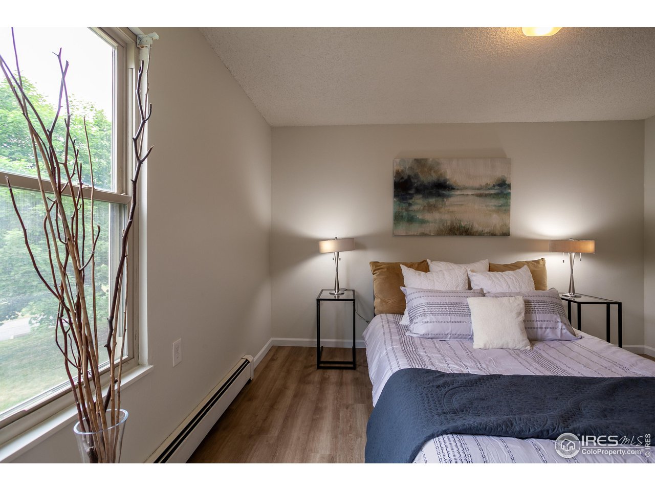 512 E Monroe Dr D420