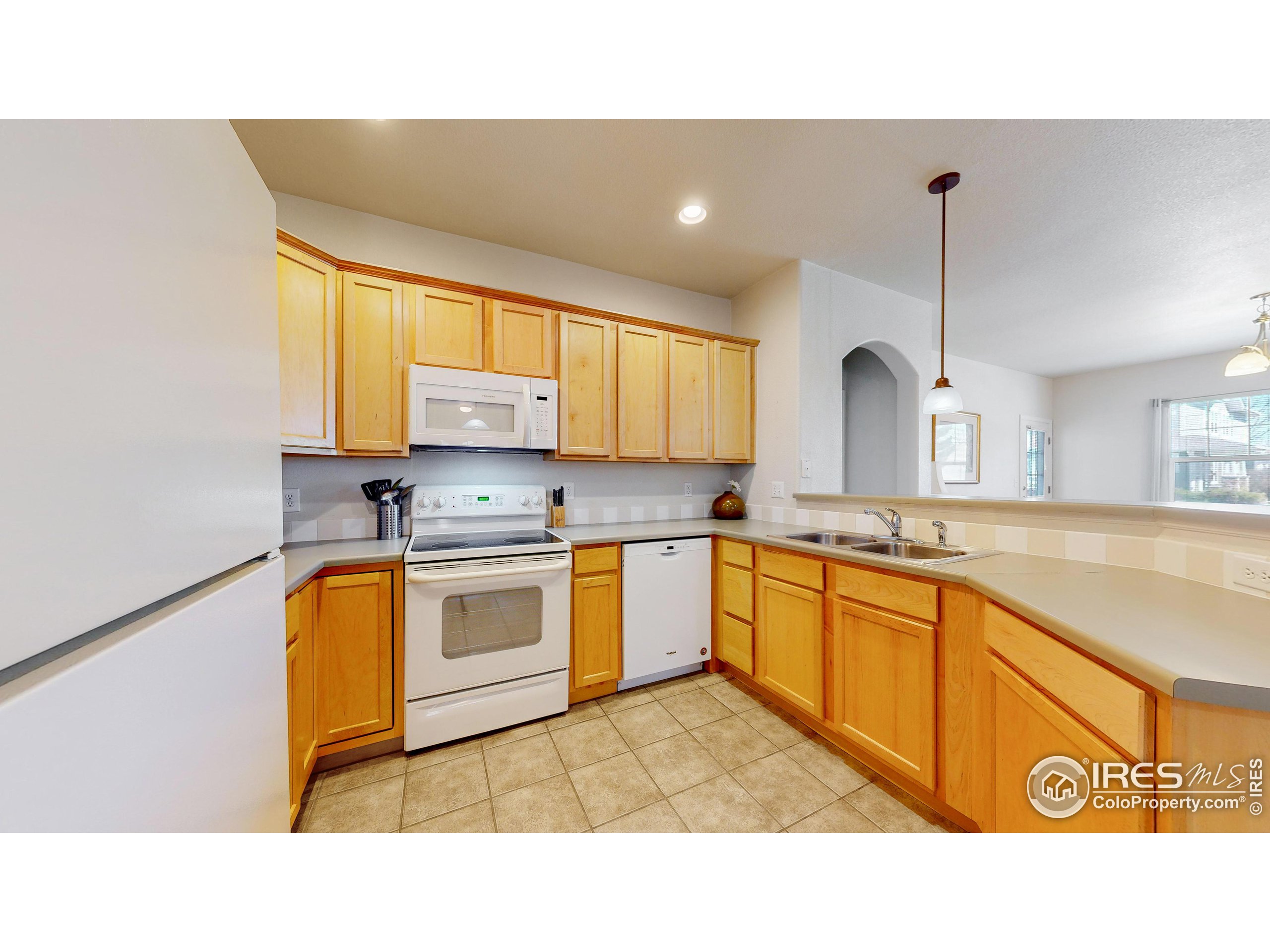 2303 Owens Ave 11-101