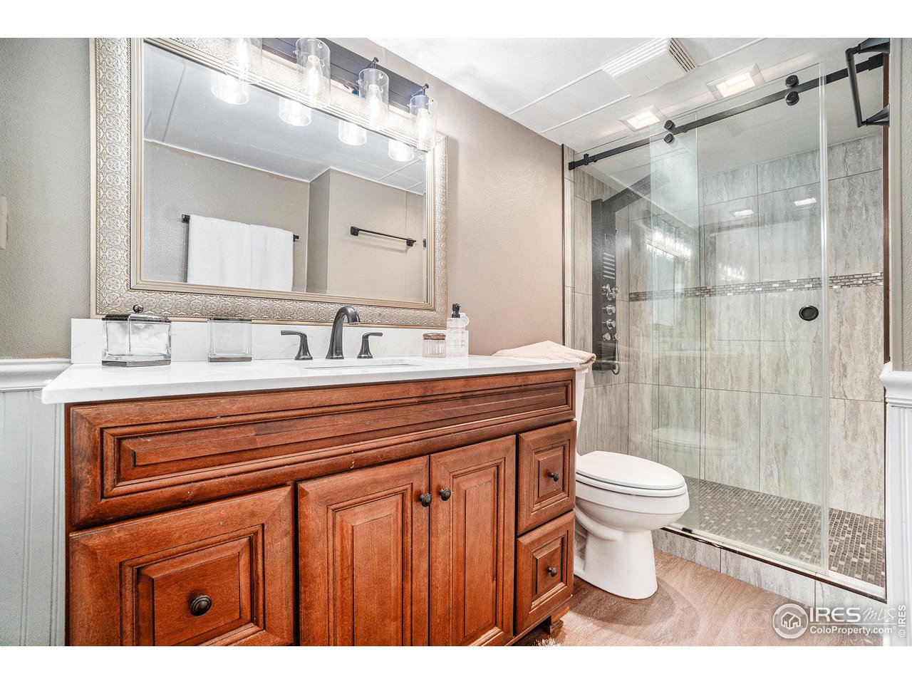 1712 Lake Sherwood Dr