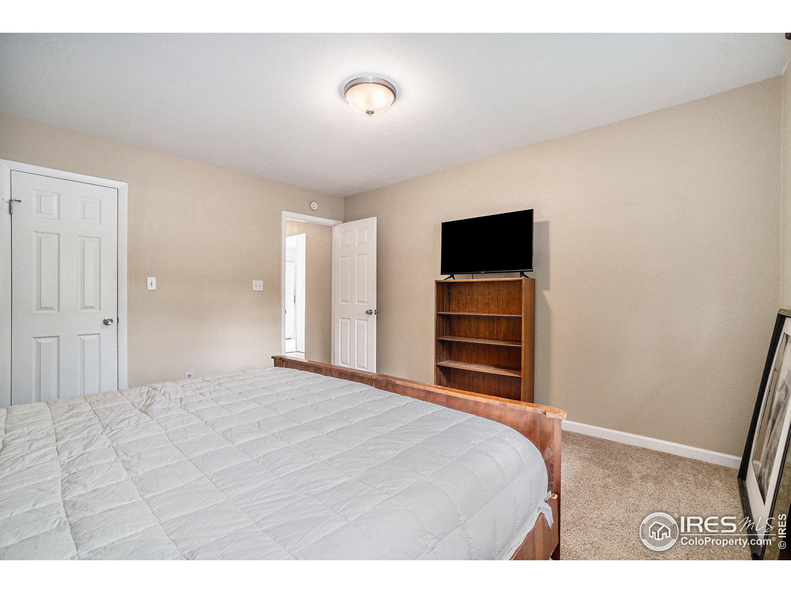 1712 Lake Sherwood Dr