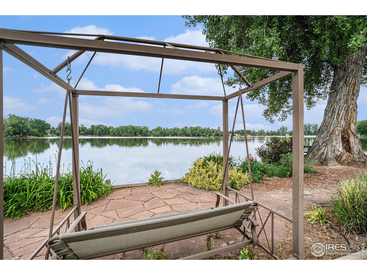 1712 Lake Sherwood Dr